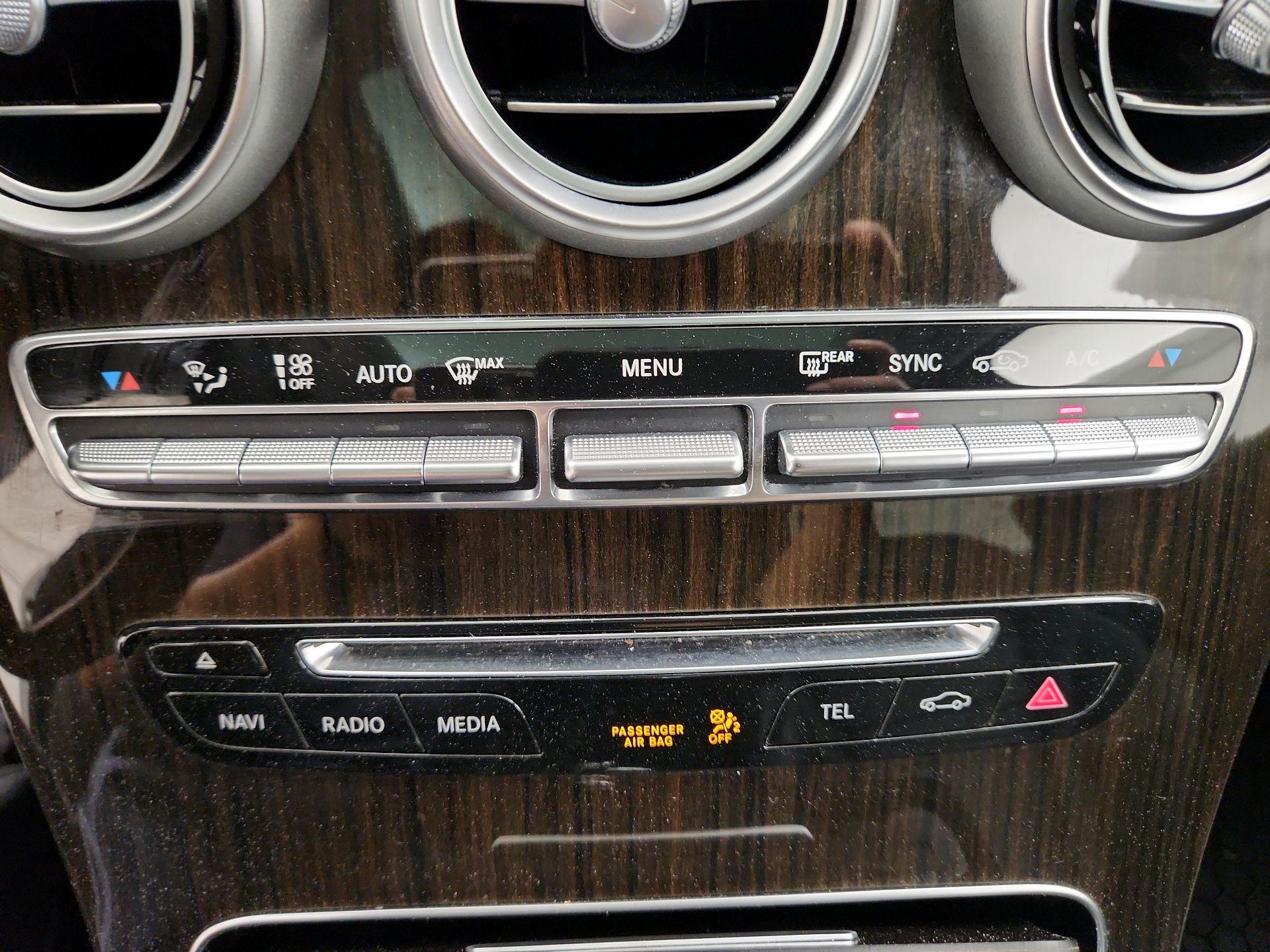 Thumbnail: 2016 Mercedes-Benz GLC - 17