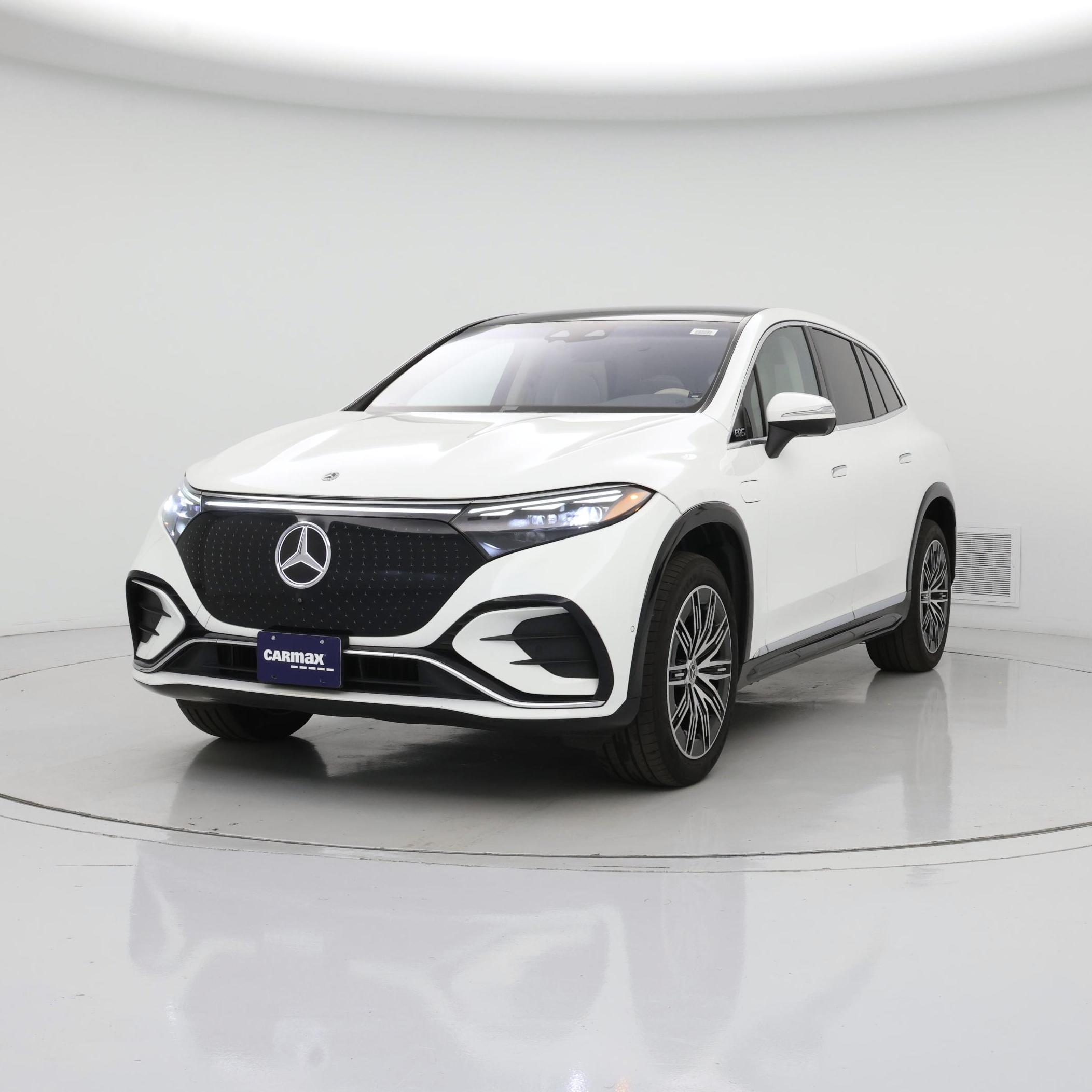 Thumbnail: 2023 Mercedes-Benz EQS - 4
