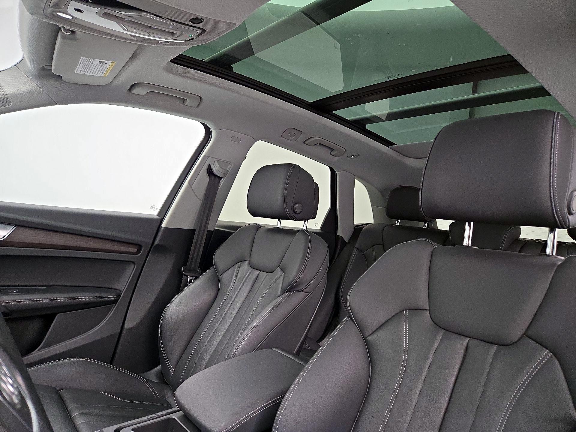 Thumbnail: 2022 Audi Q5 - 19