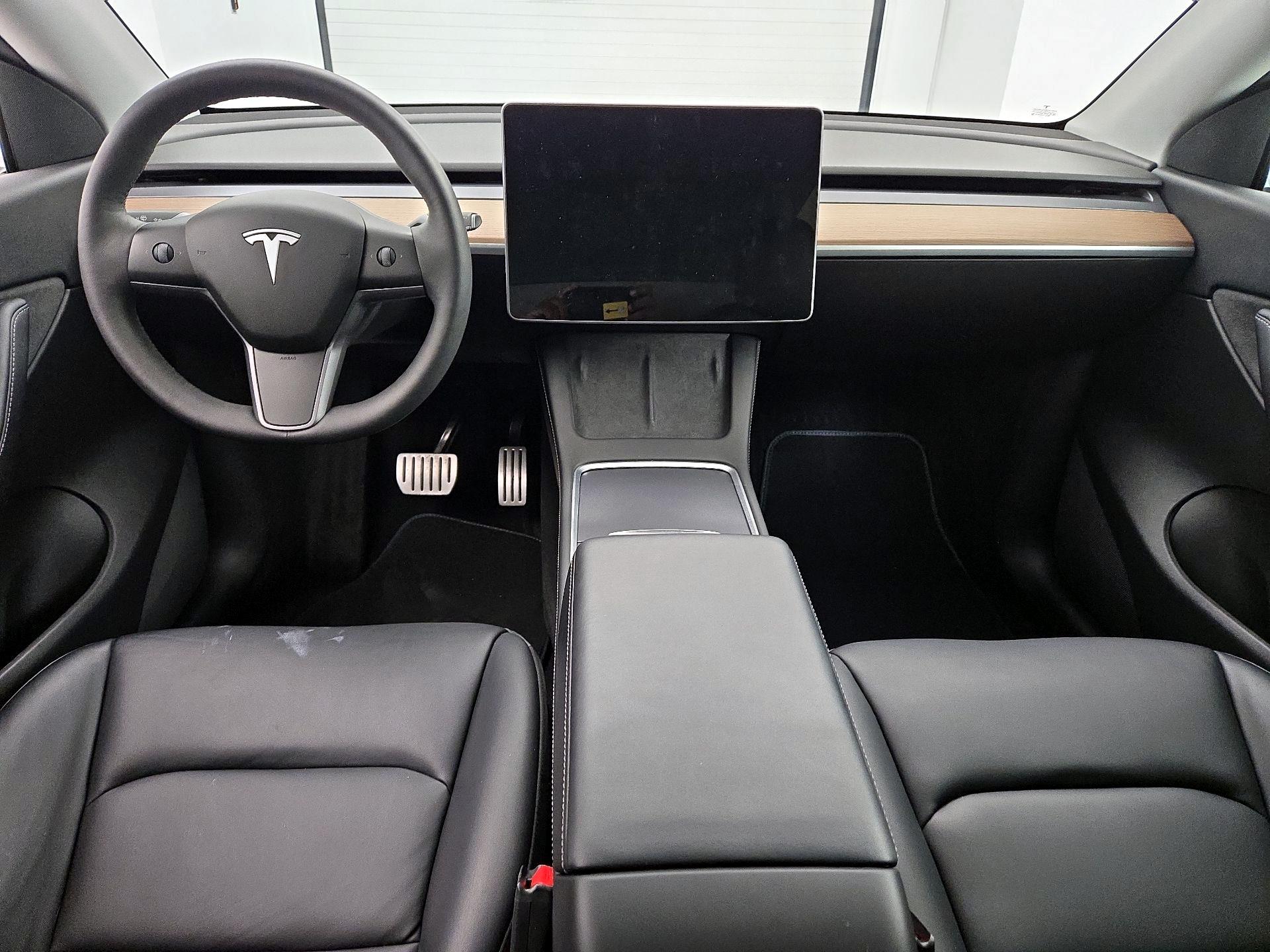 Thumbnail: 2022 Tesla Model Y - 9