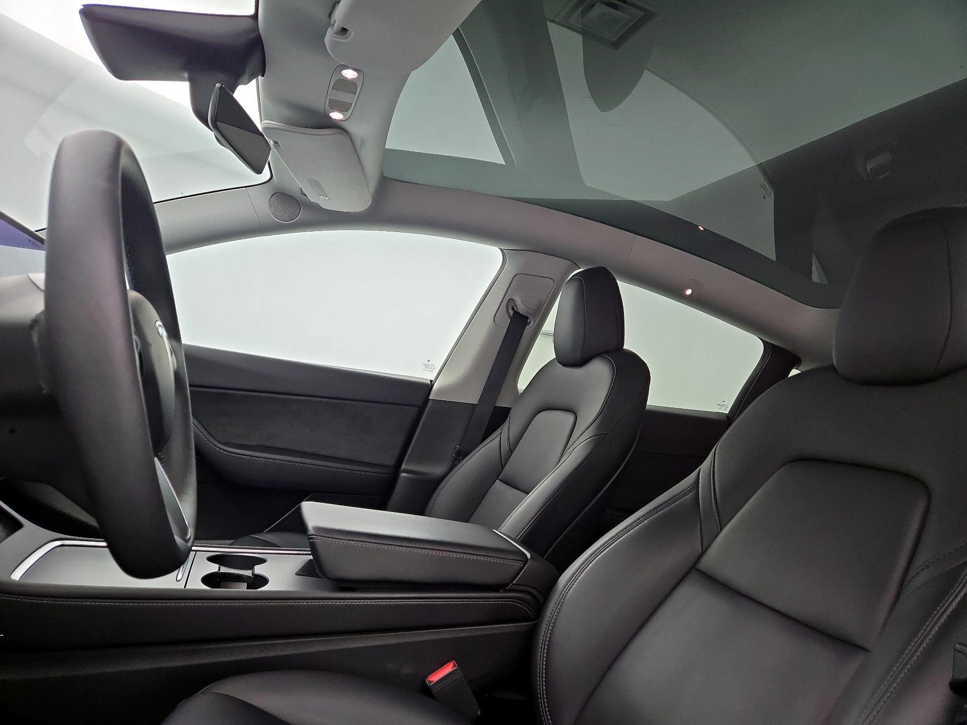 Thumbnail: 2022 Tesla Model Y - 19