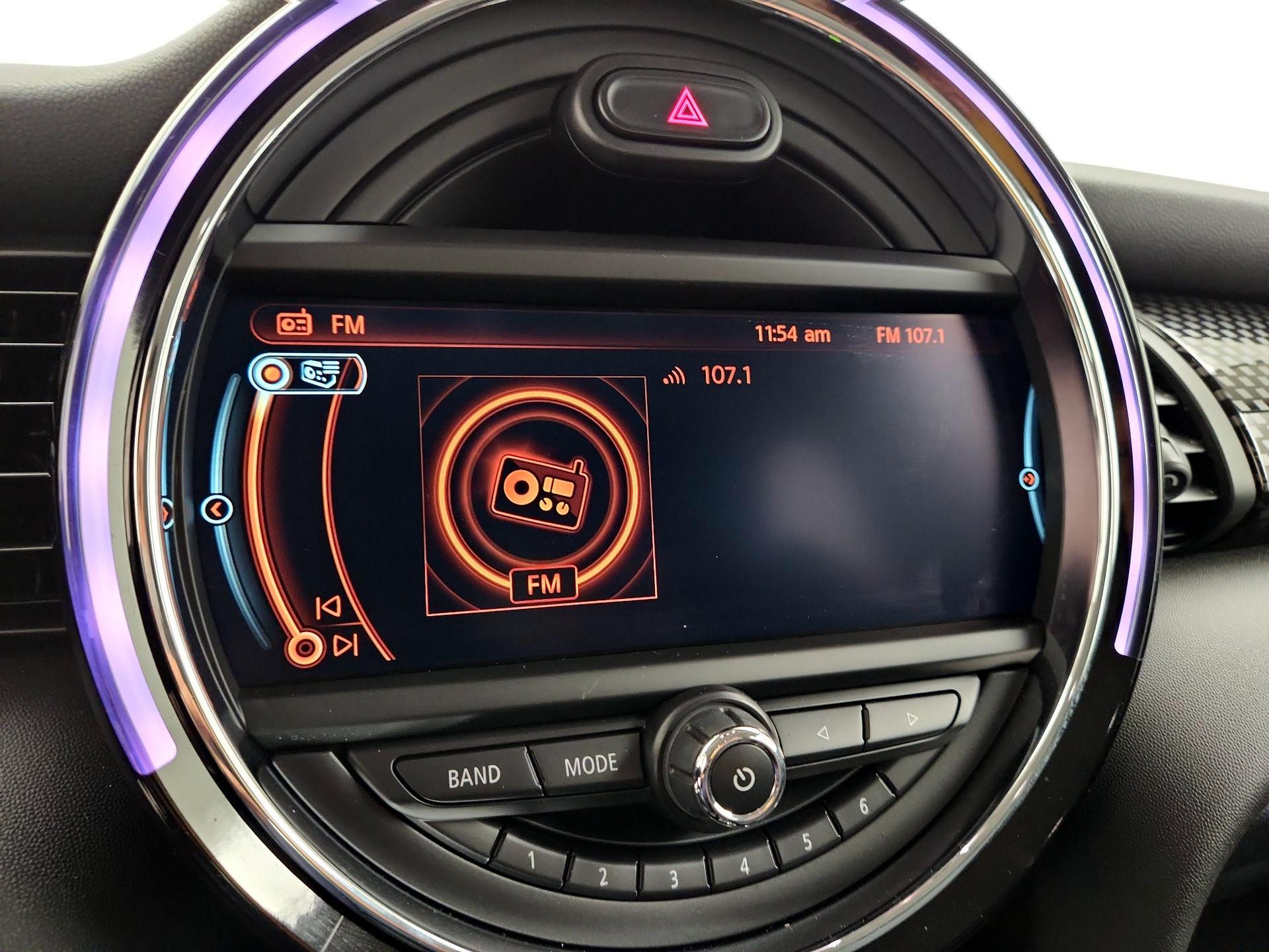 Thumbnail: 2016 MINI Cooper Hardtop - 16