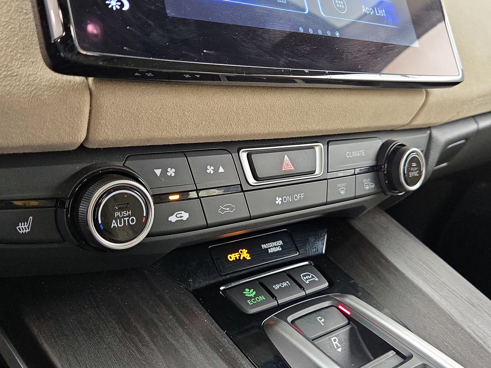 Thumbnail: 2019 Honda Clarity - 17