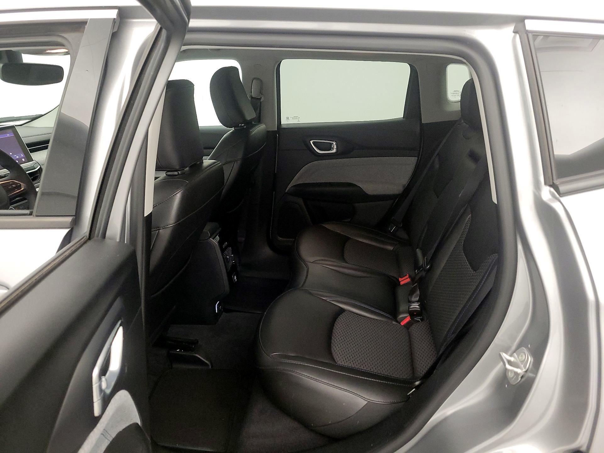 Thumbnail: 2022 Jeep Compass - 19