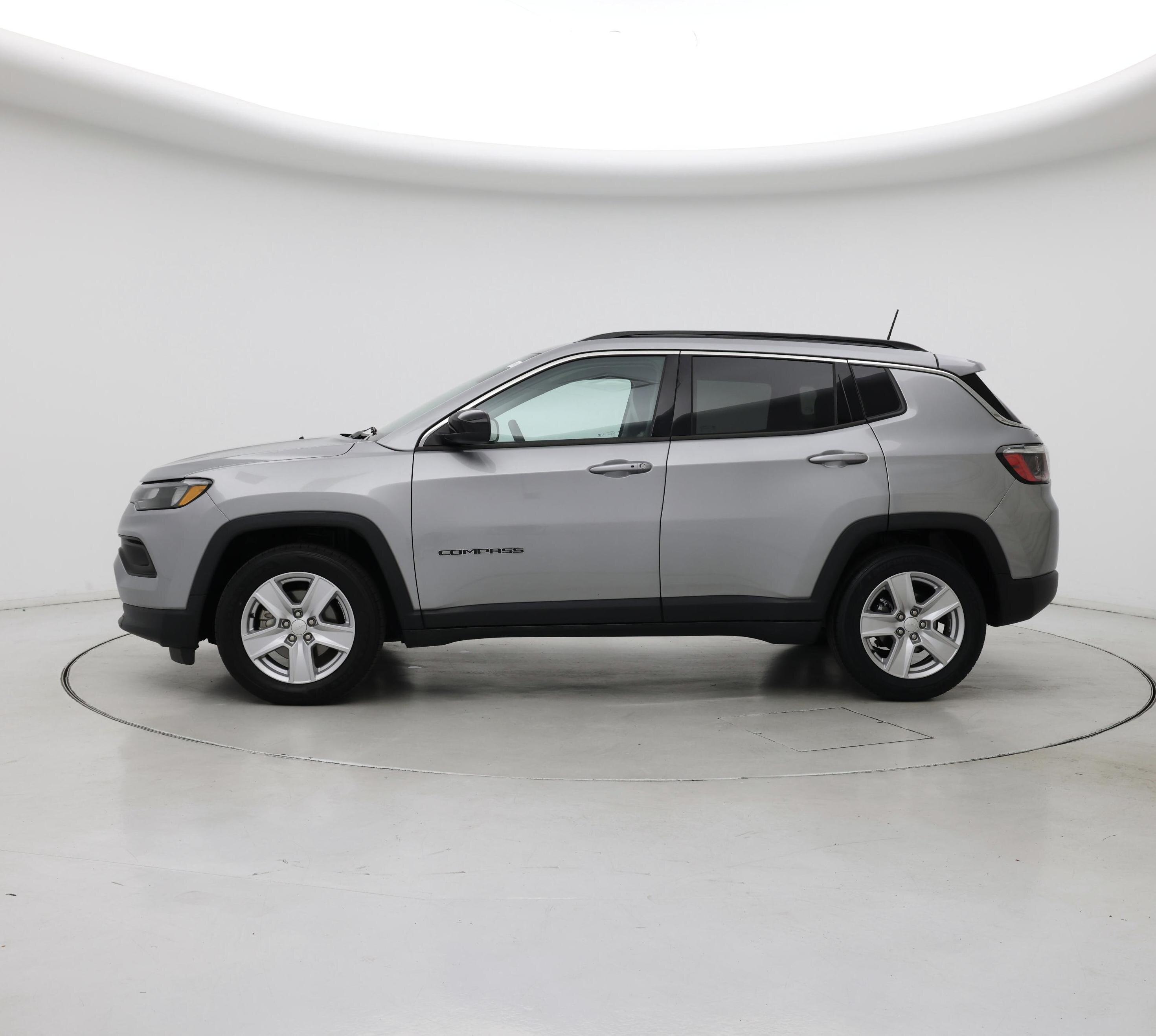 Thumbnail: 2022 Jeep Compass - 3