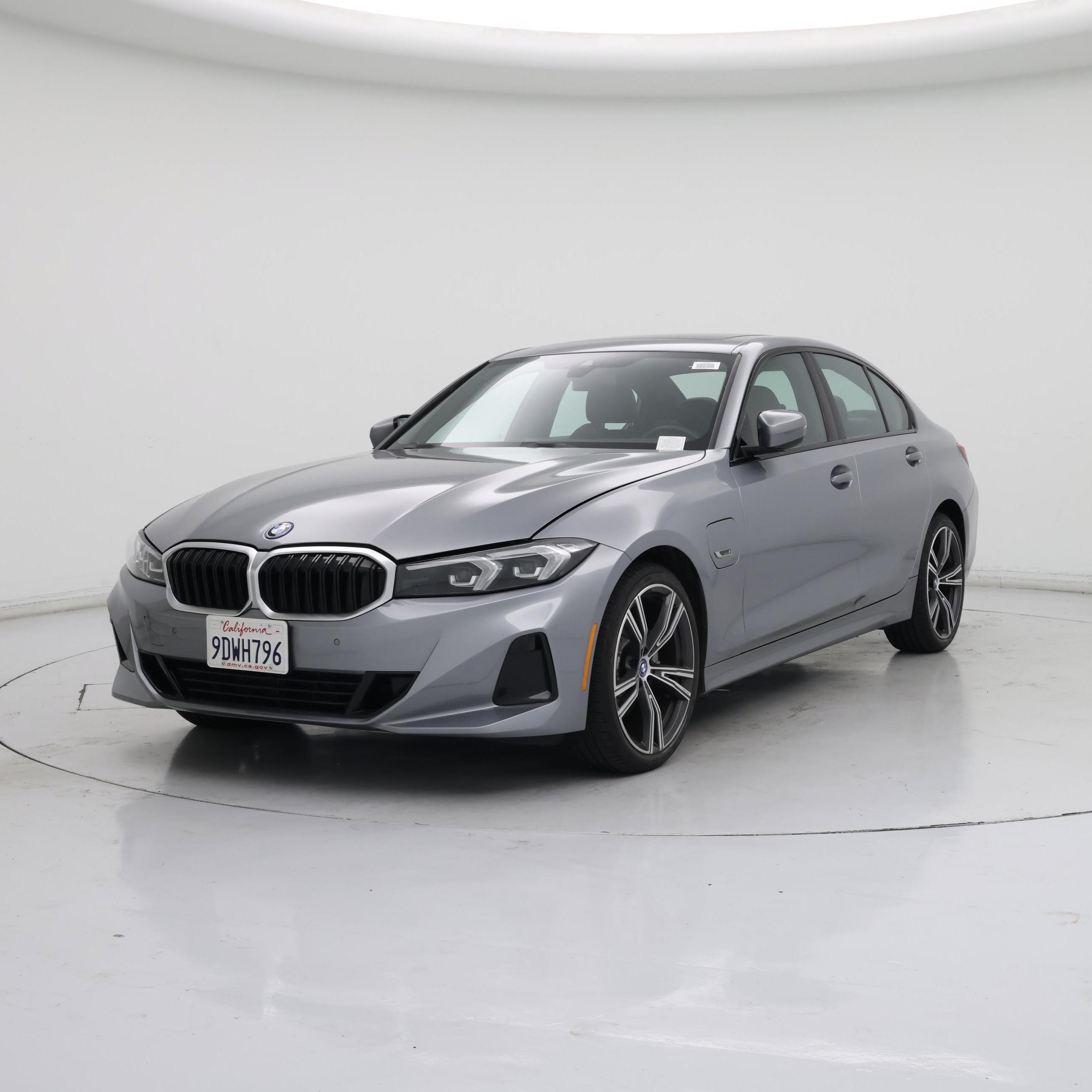 Thumbnail: 2023 BMW 3 Series - 4