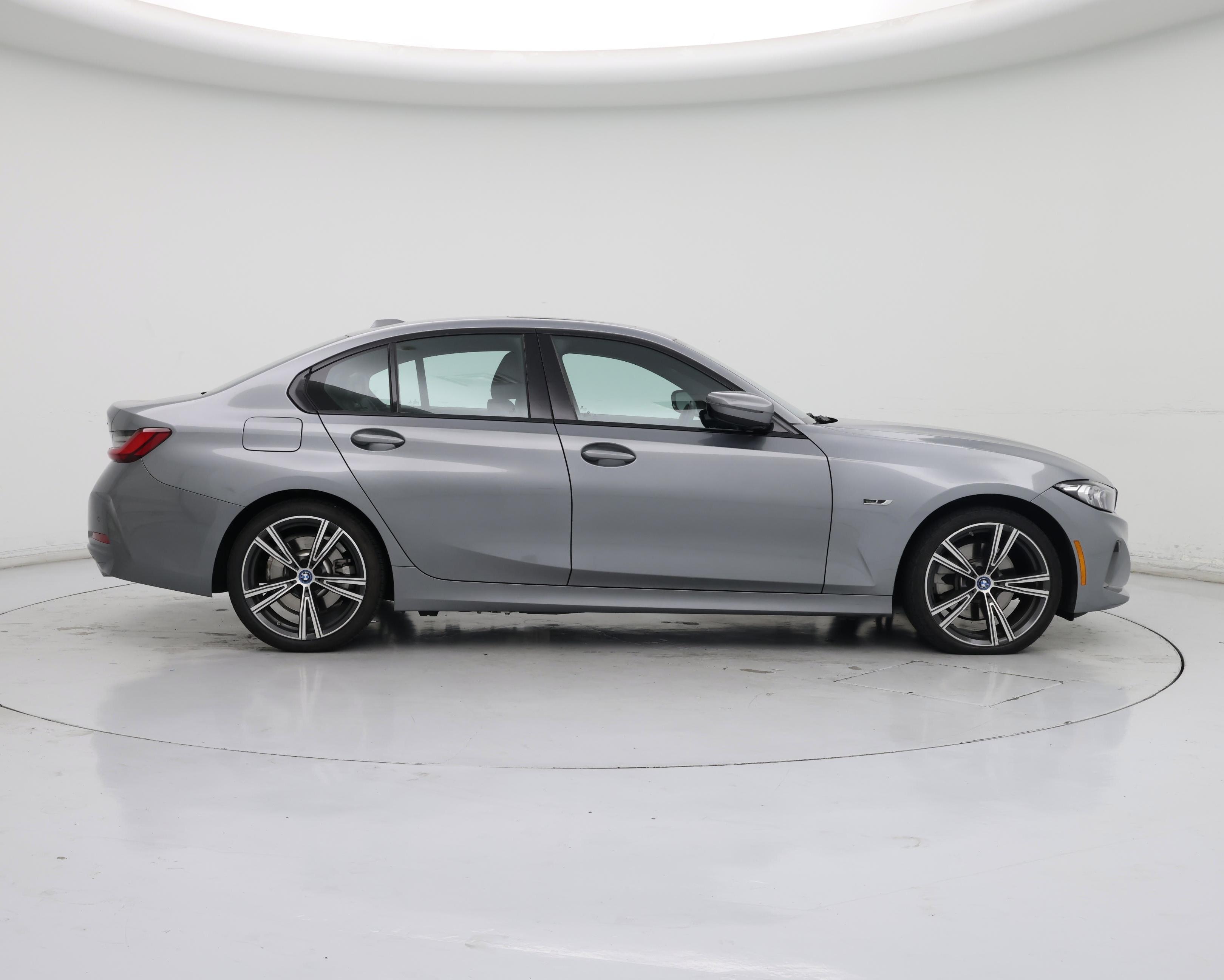 Thumbnail: 2023 BMW 3 Series - 7
