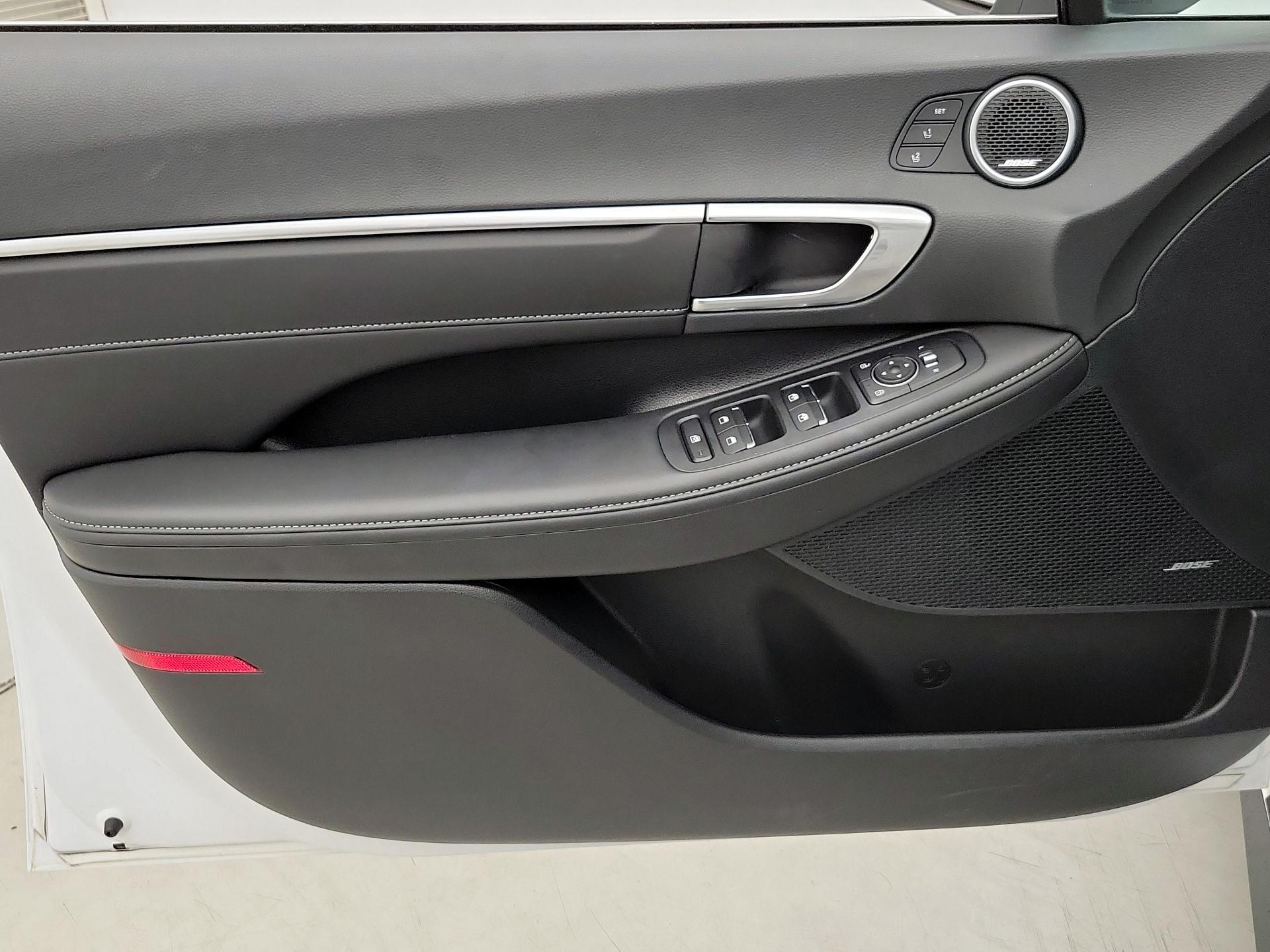 Thumbnail: 2023 Hyundai Sonata - 12