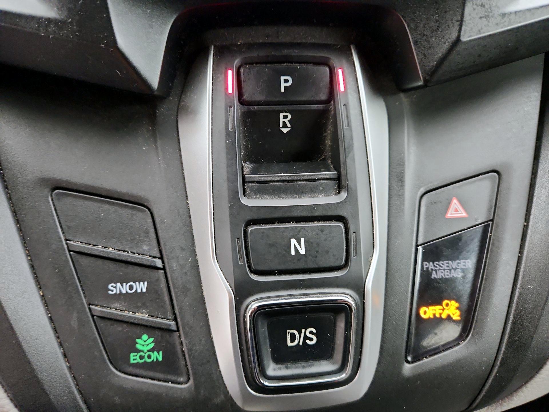 Thumbnail: 2019 Honda Odyssey - 17