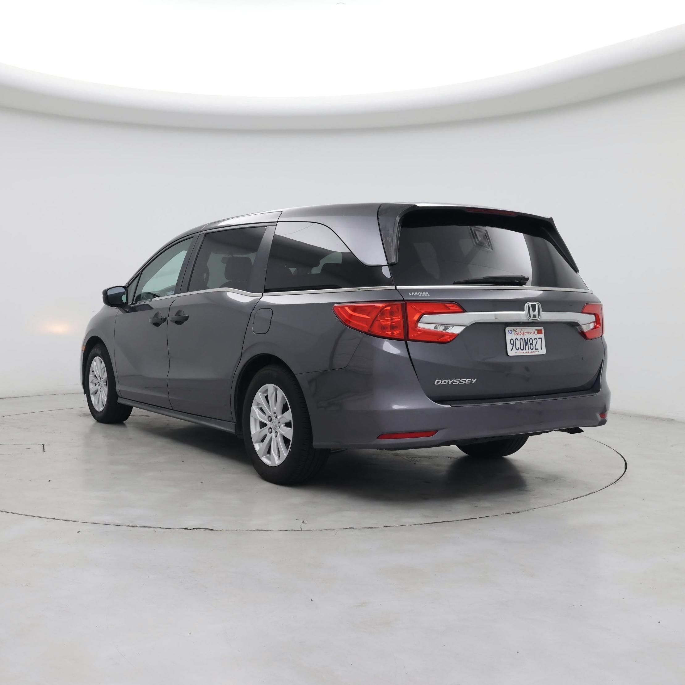 Thumbnail: 2019 Honda Odyssey - 2
