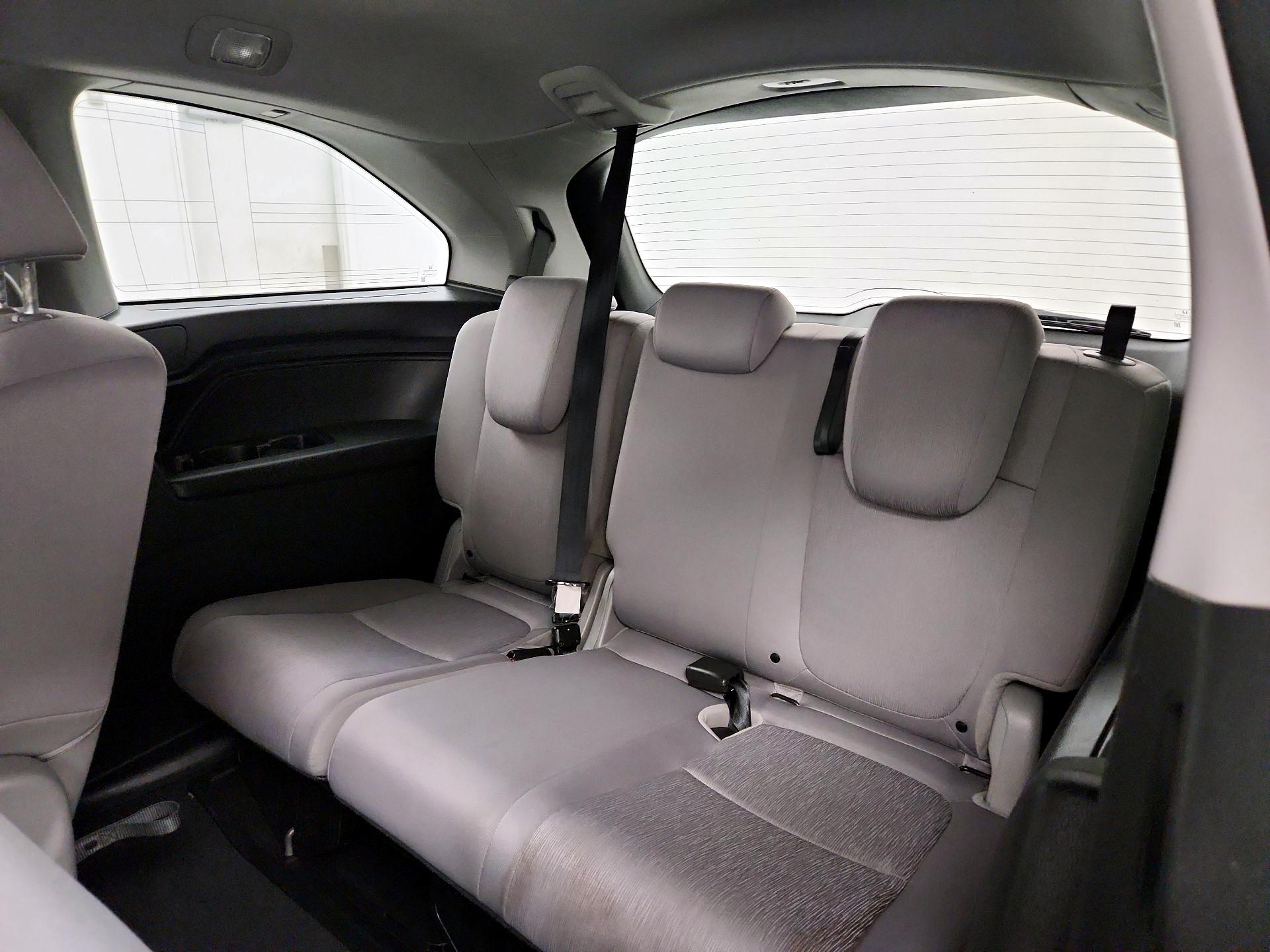 Thumbnail: 2019 Honda Odyssey - 19