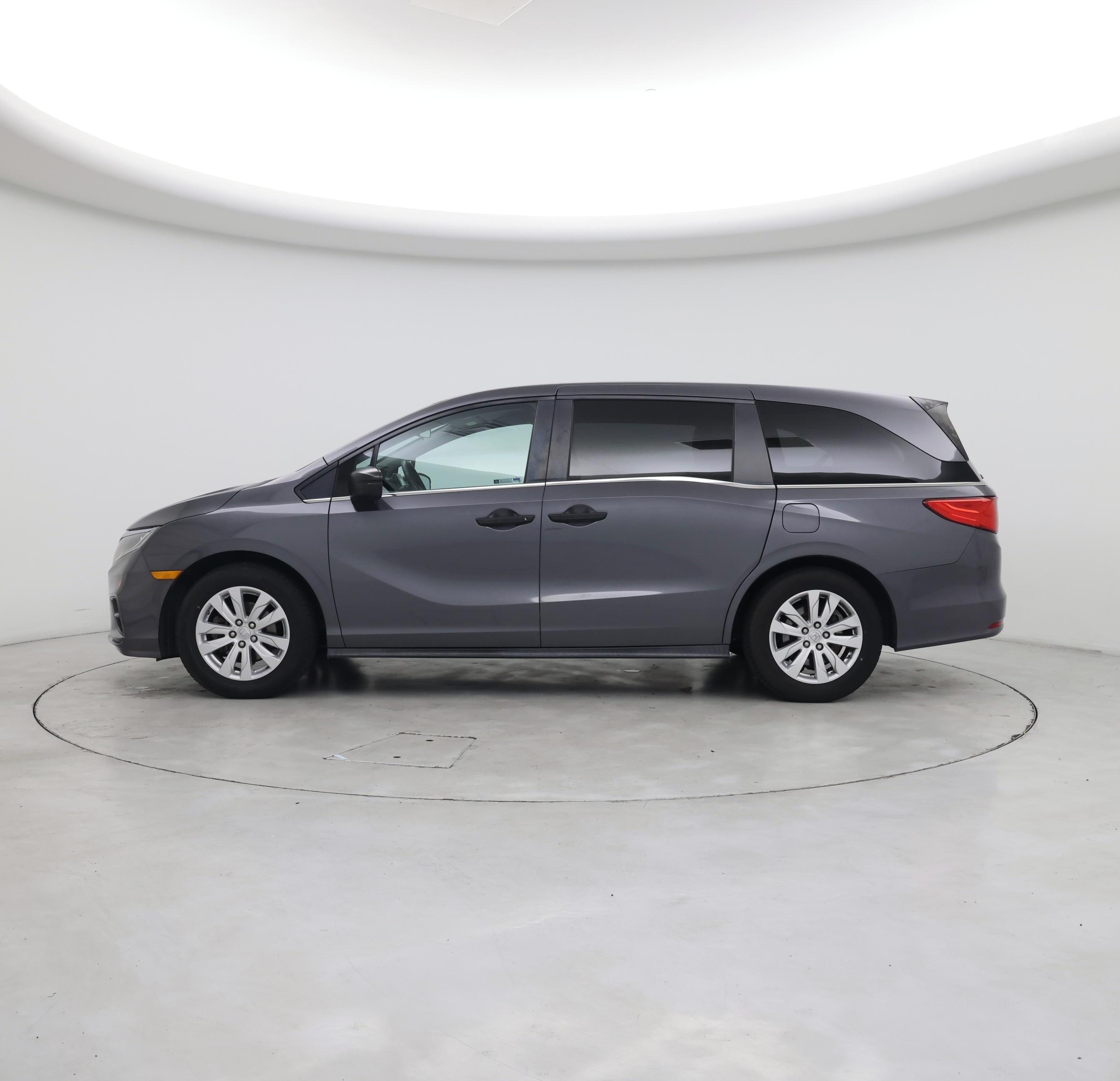 Thumbnail: 2019 Honda Odyssey - 3