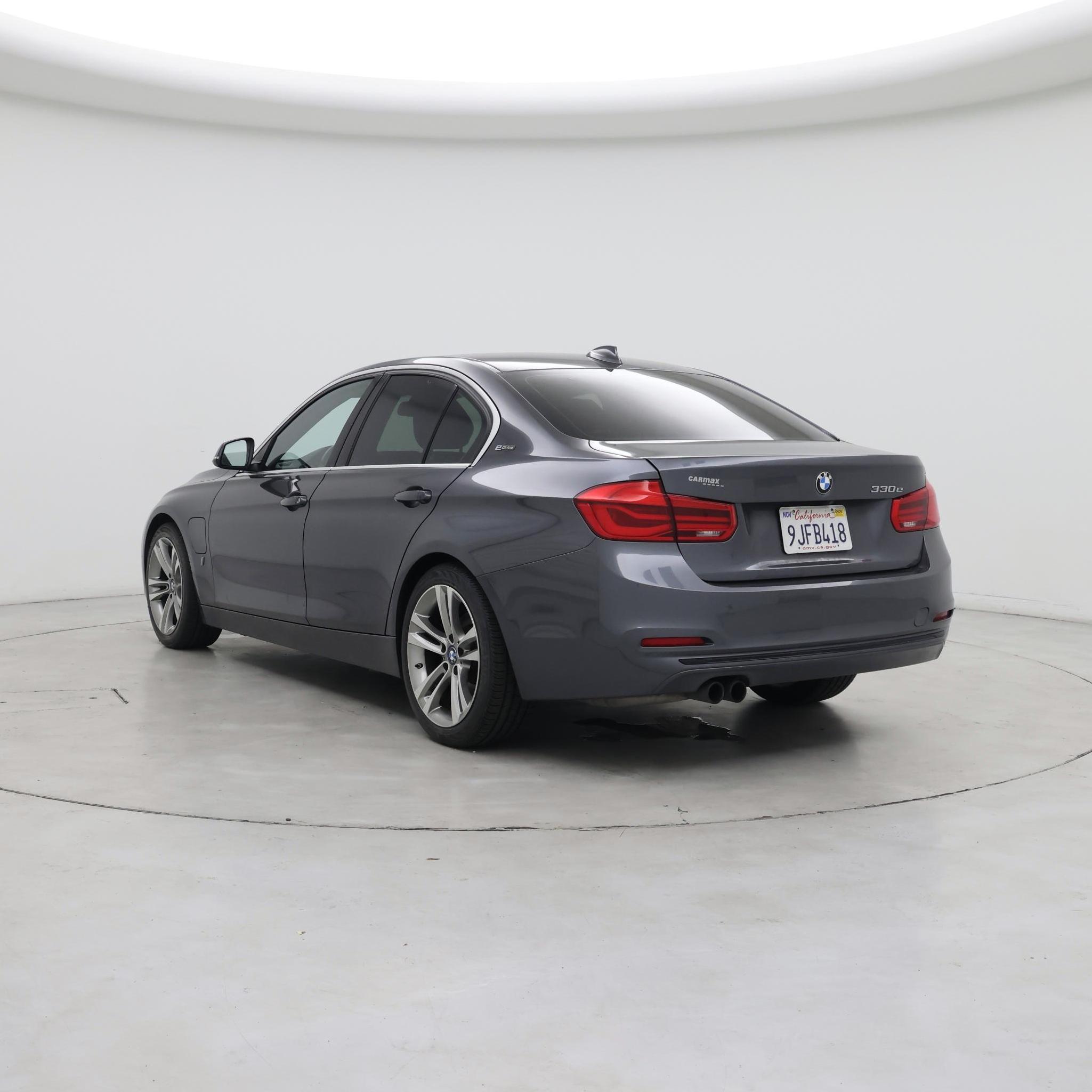 Thumbnail: 2018 BMW 3 Series - 2