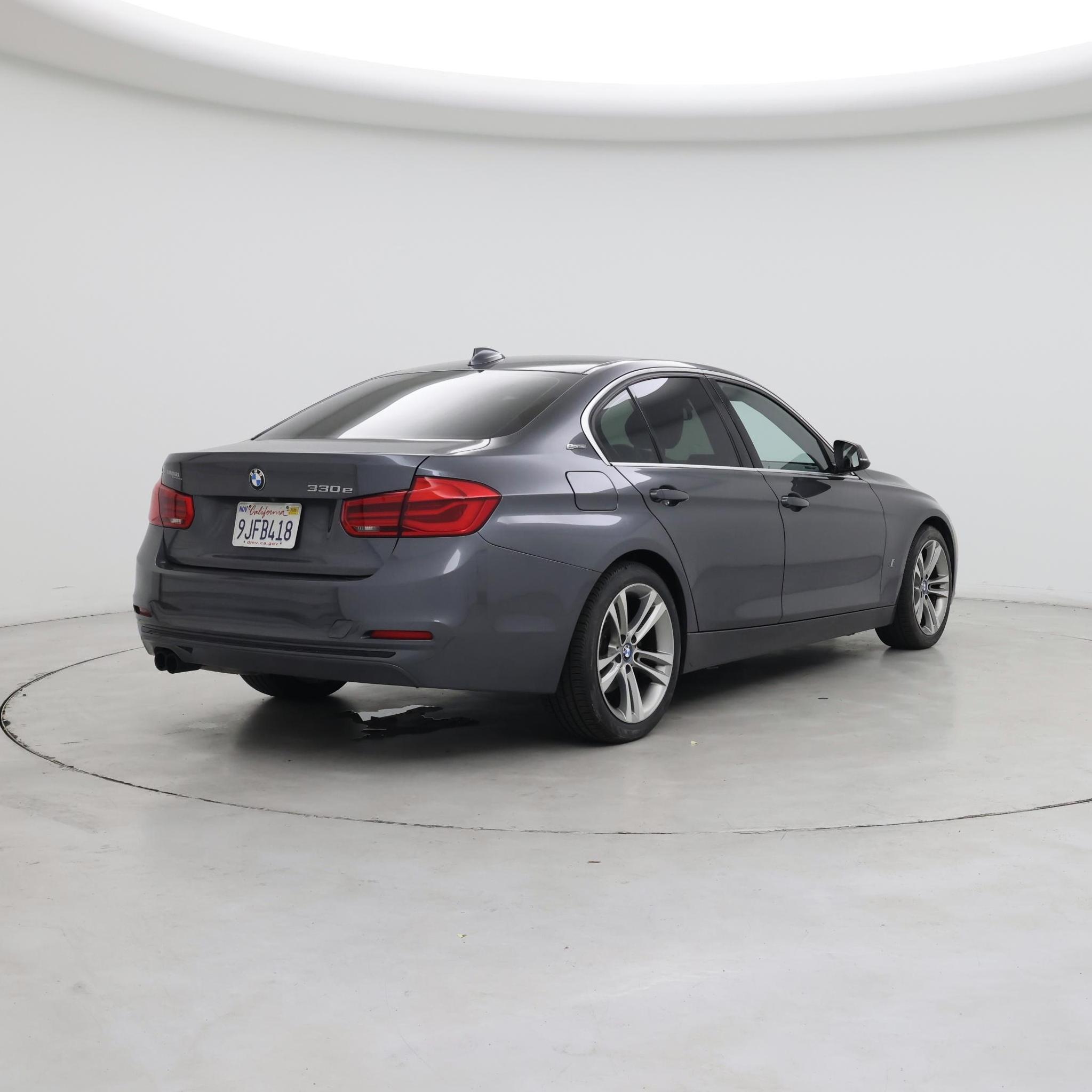 Thumbnail: 2018 BMW 3 Series - 8