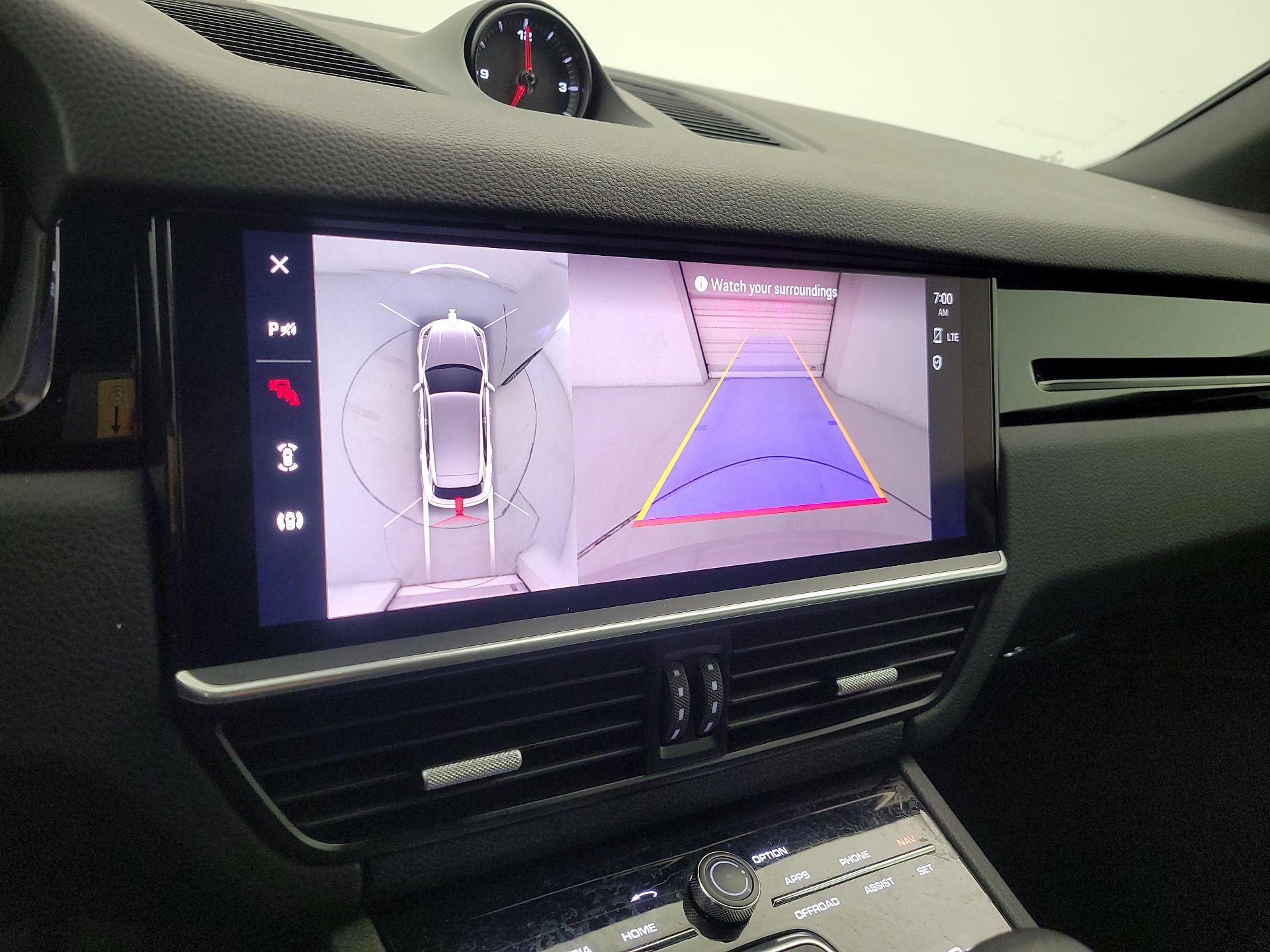 Thumbnail: 2023 Porsche Cayenne - 15