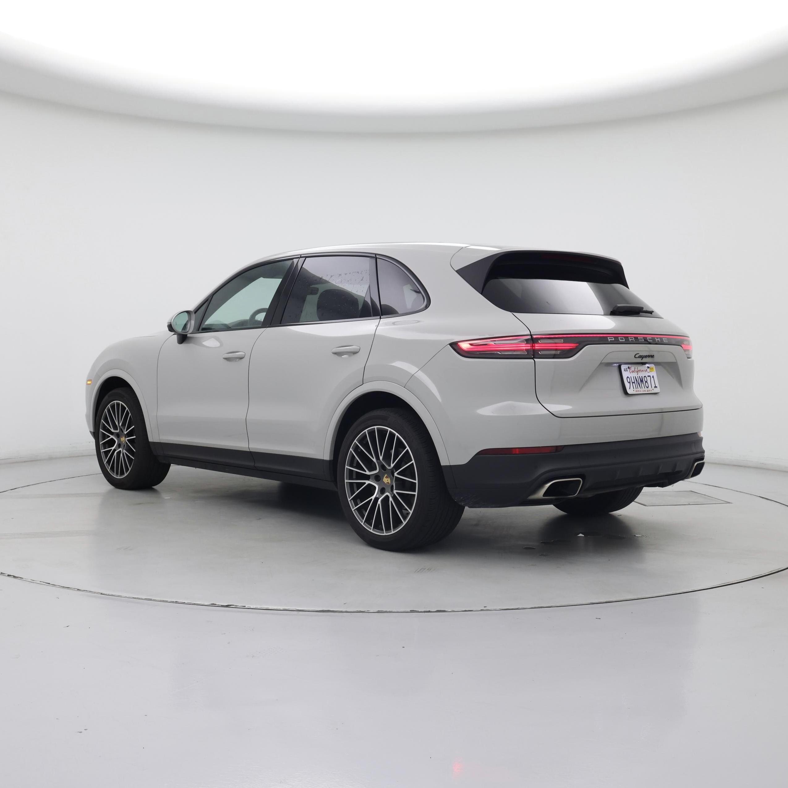 Thumbnail: 2023 Porsche Cayenne - 2