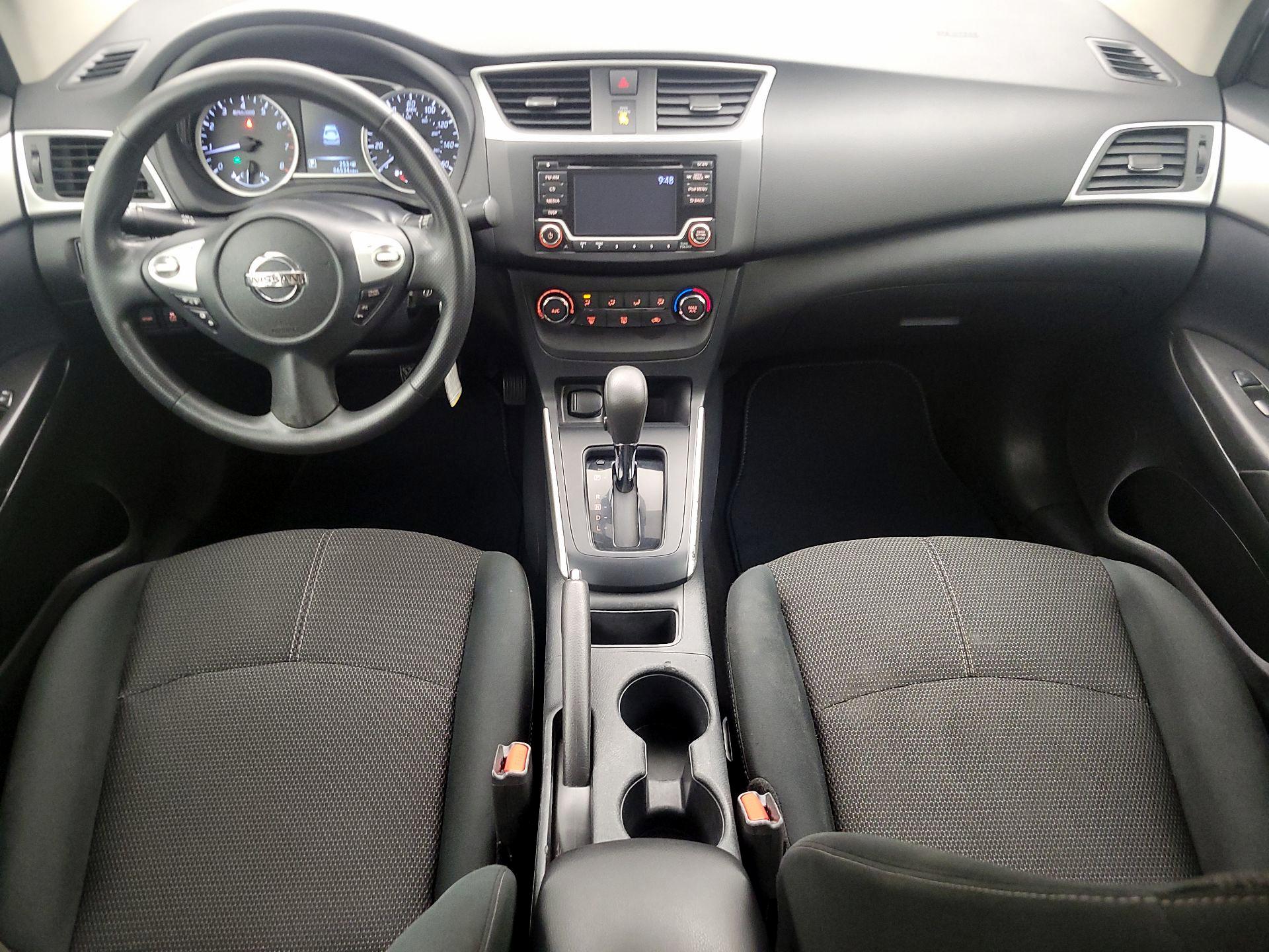 Thumbnail: 2018 Nissan Sentra - 9