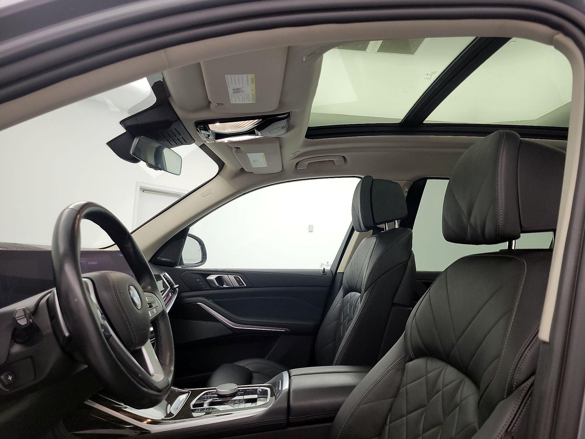 Thumbnail: 2023 BMW X7 - 20