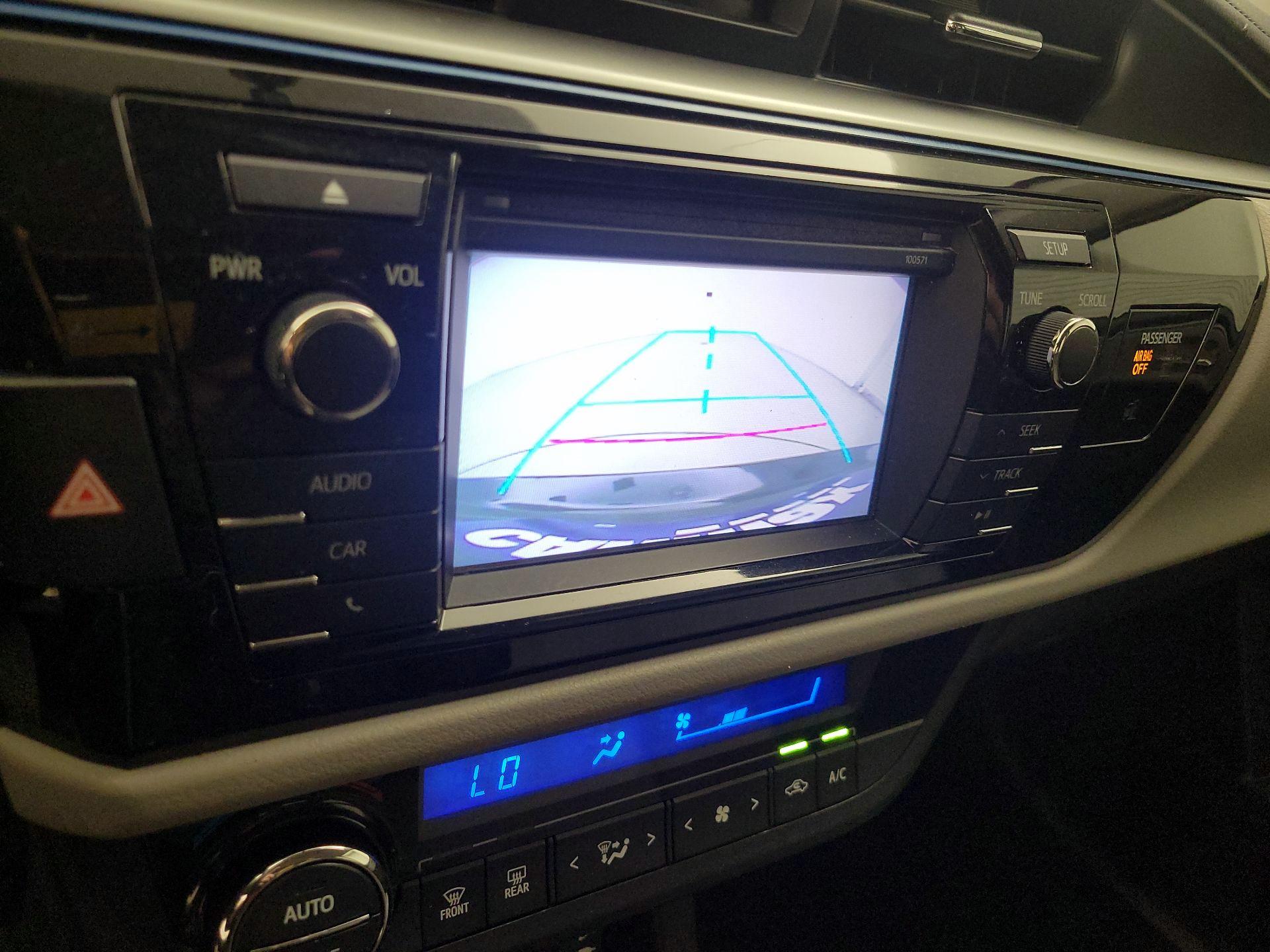 Thumbnail: 2016 Toyota Corolla - 14