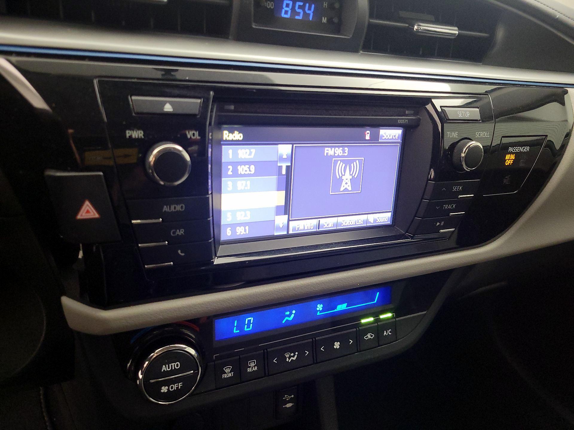 Thumbnail: 2016 Toyota Corolla - 15