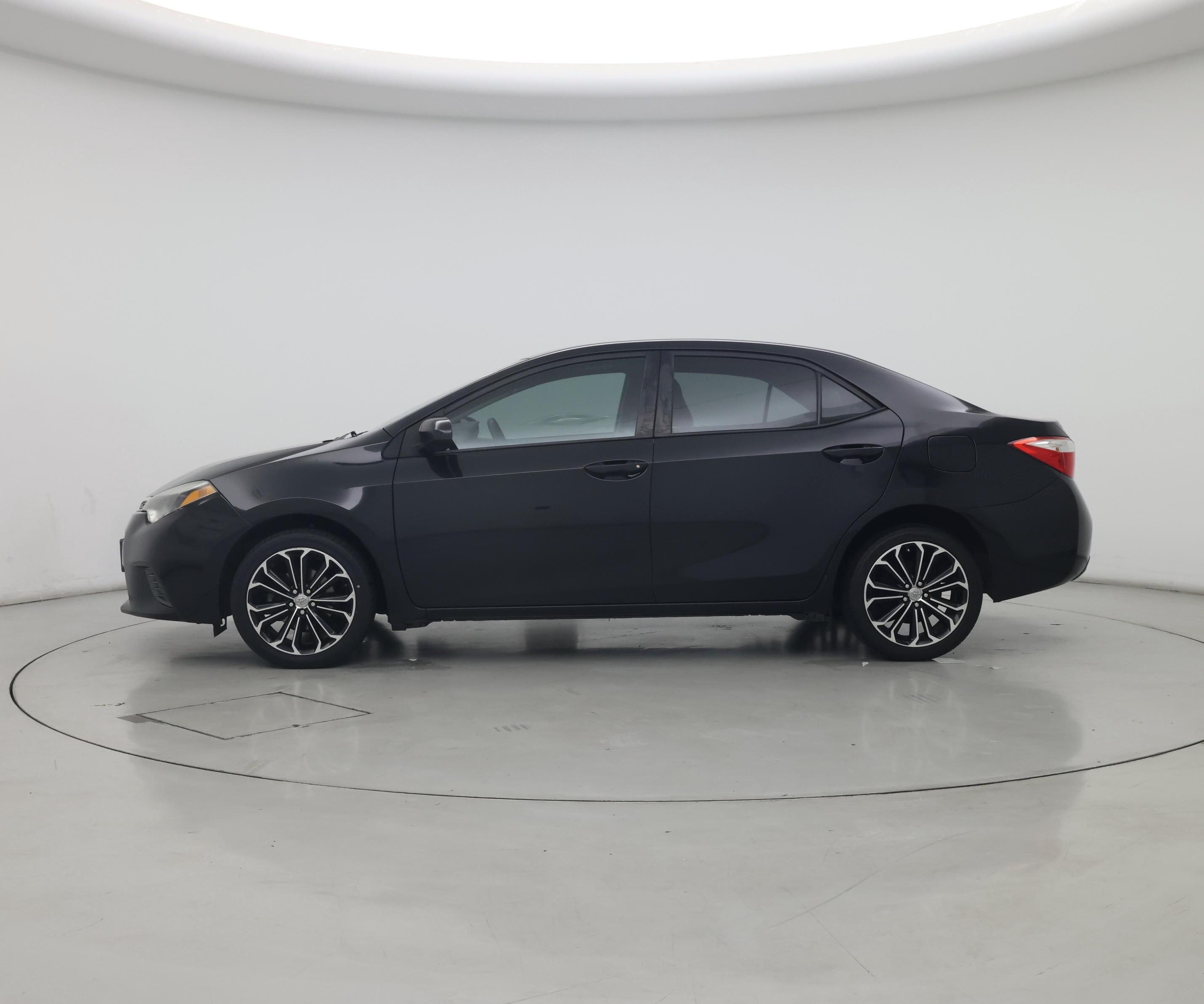Thumbnail: 2016 Toyota Corolla - 3