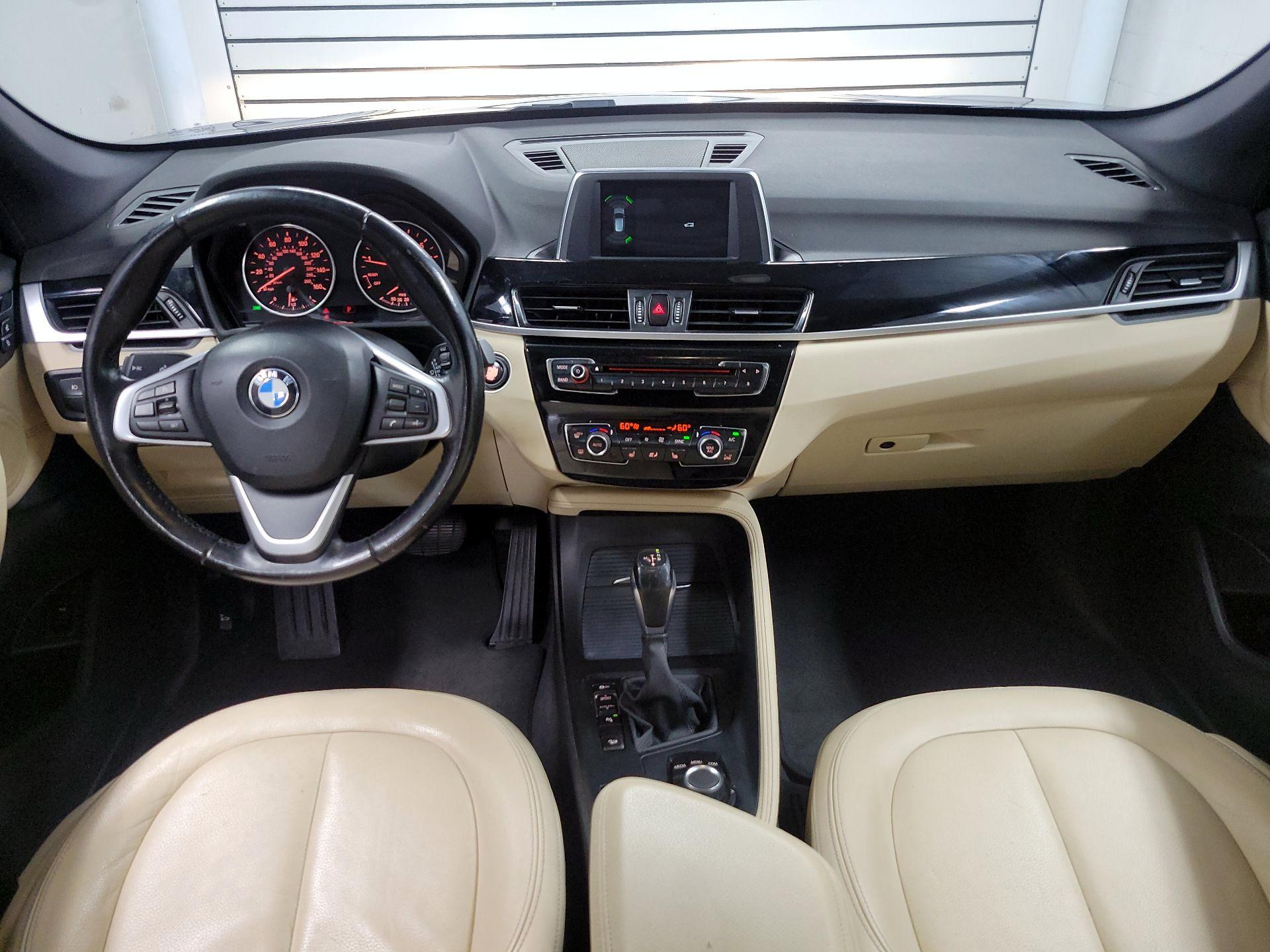 Thumbnail: 2018 BMW X1 - 9