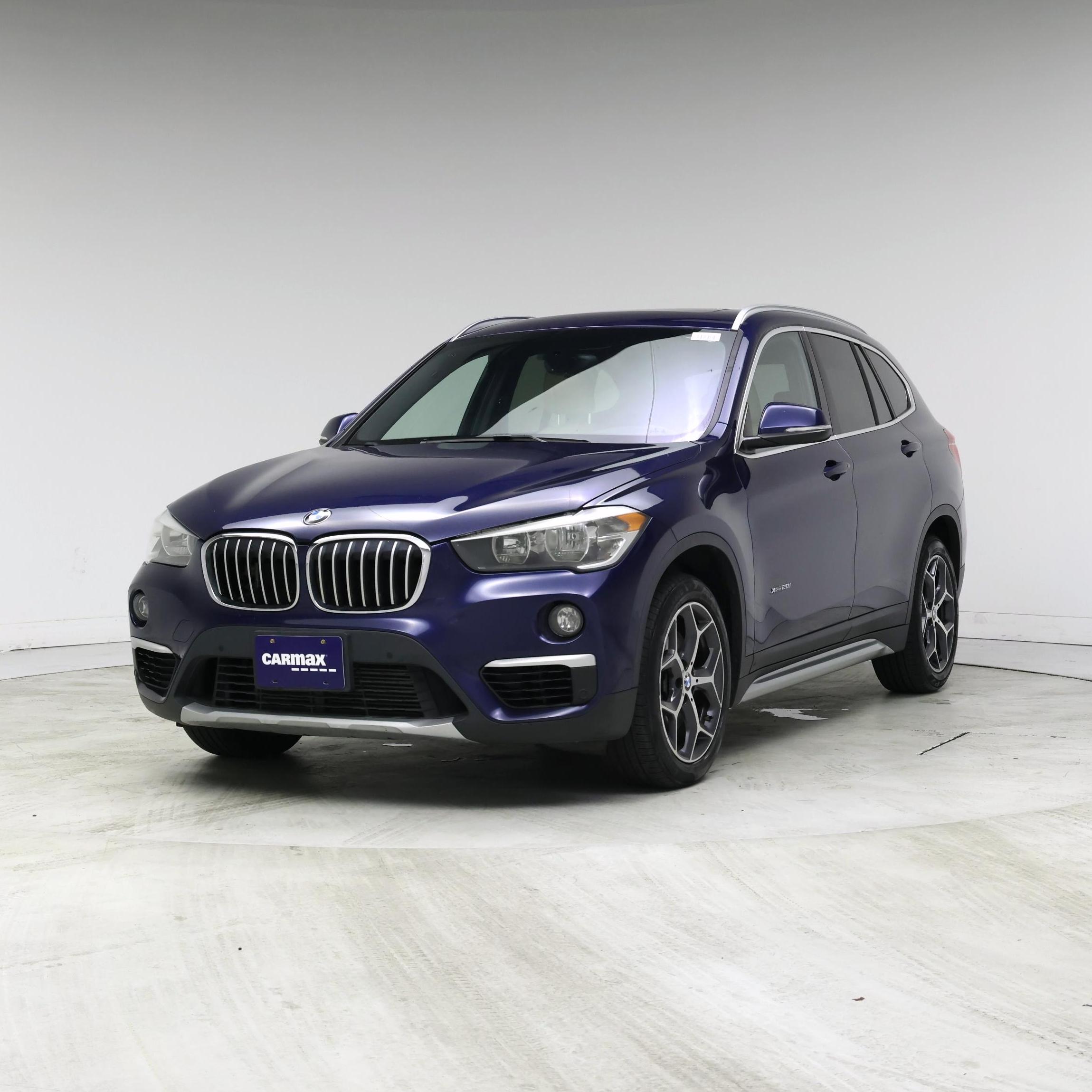 Thumbnail: 2018 BMW X1 - 4
