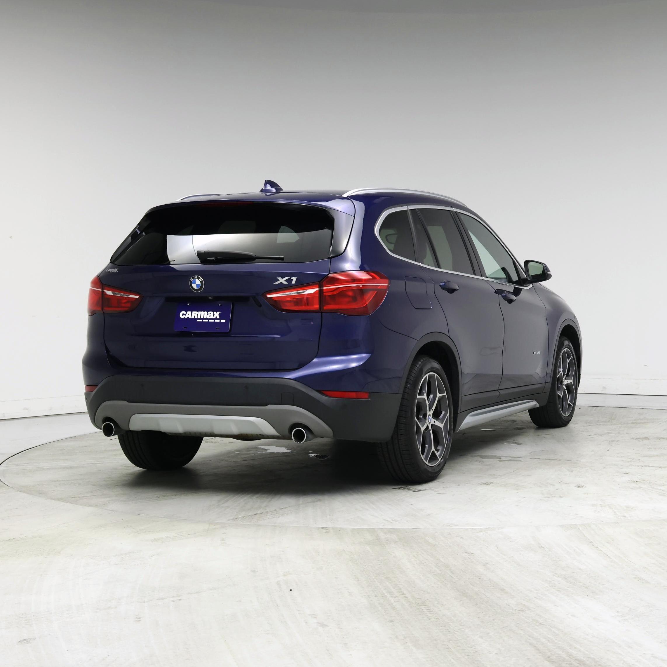 Thumbnail: 2018 BMW X1 - 8