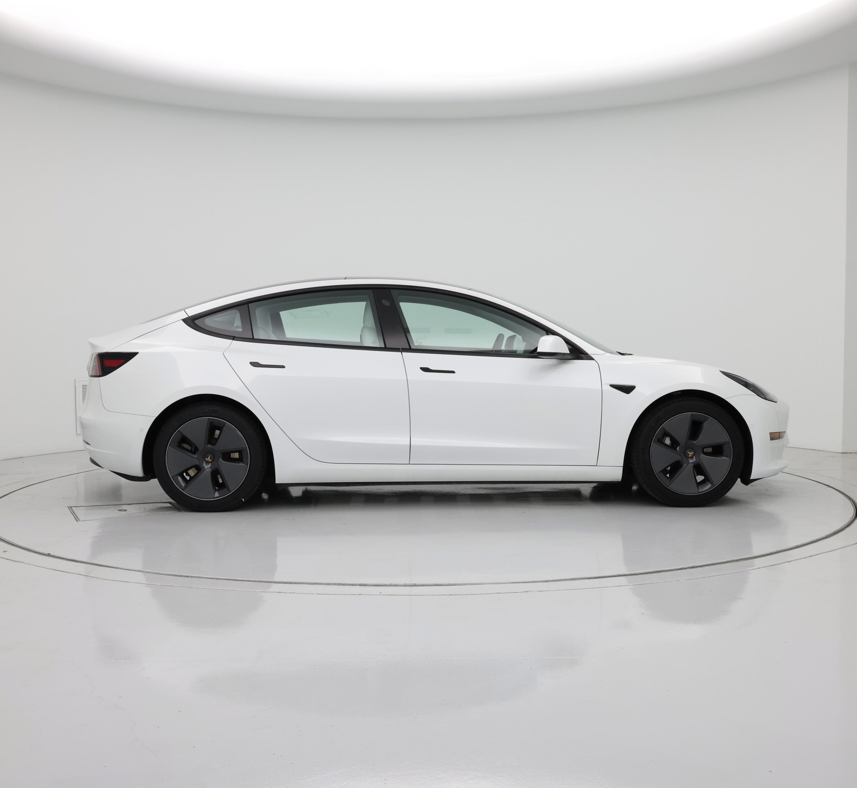 Thumbnail: 2021 Tesla Model 3 - 7
