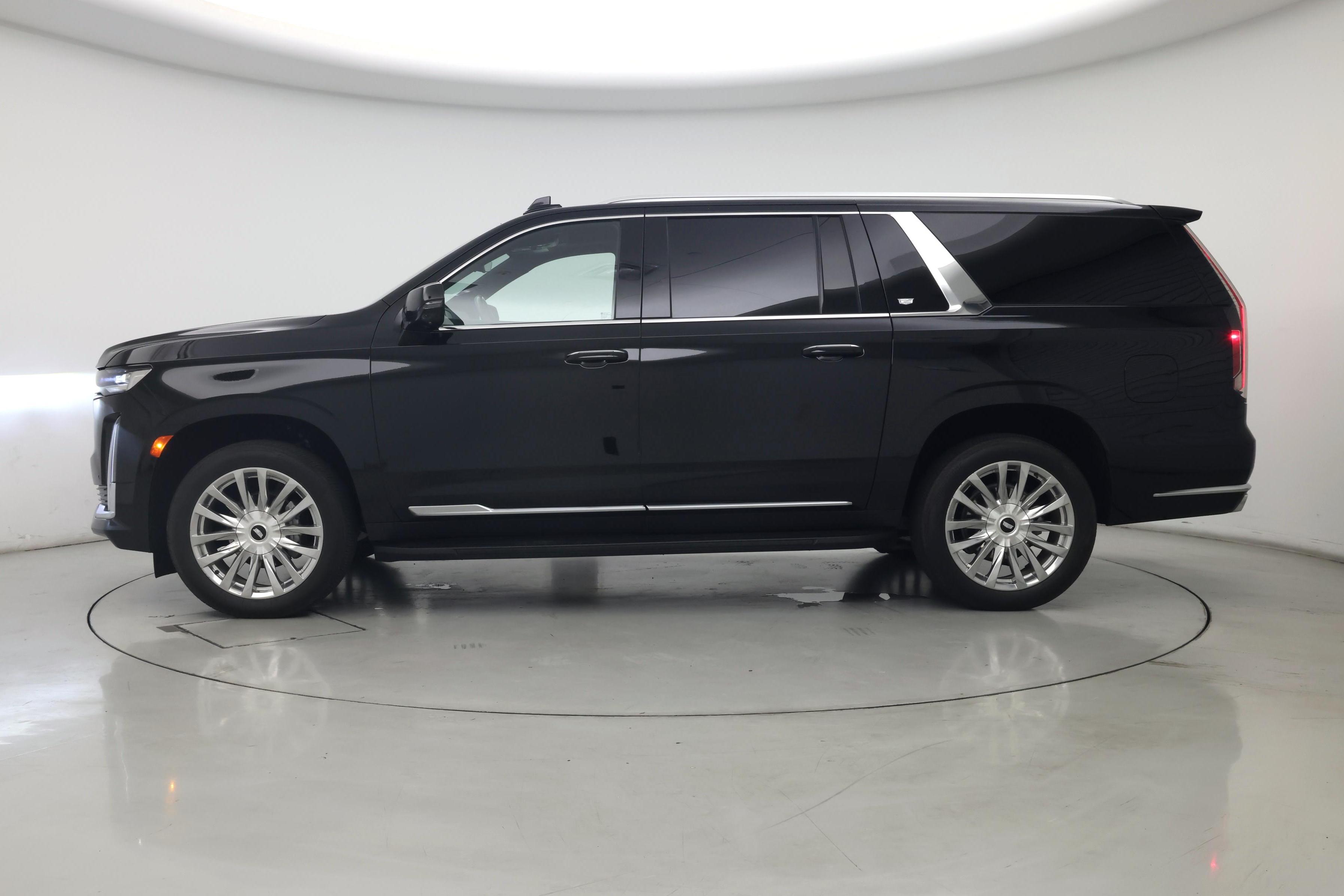 Thumbnail: 2024 Cadillac Escalade - 3