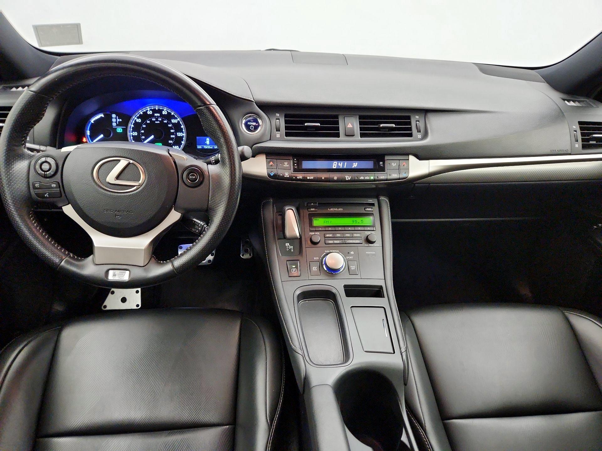 Thumbnail: 2015 Lexus CT - 9