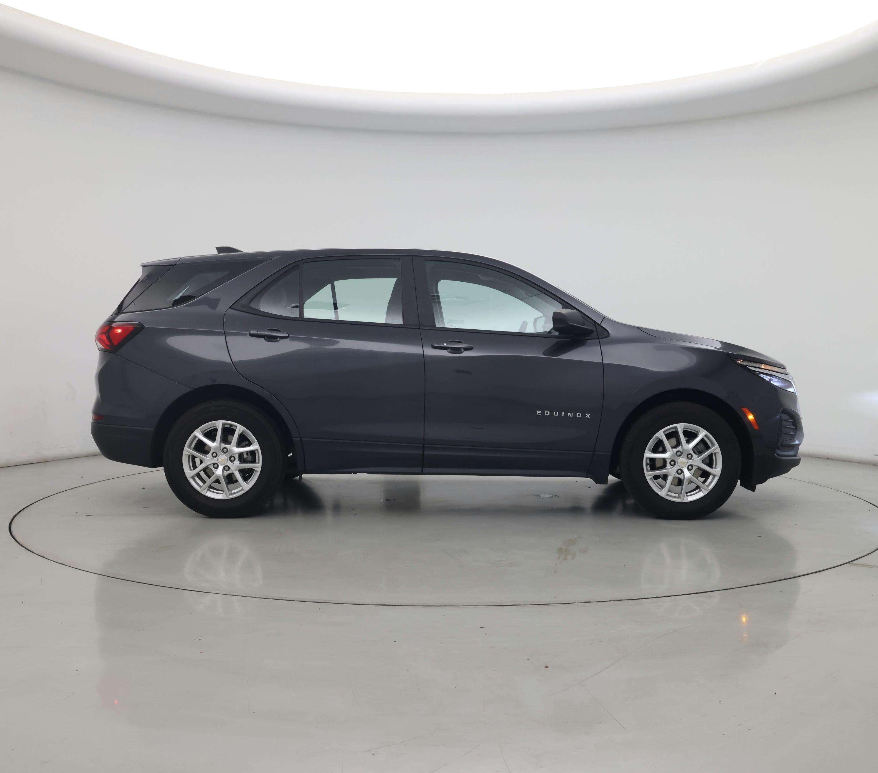 Thumbnail: 2022 Chevrolet Equinox - 7