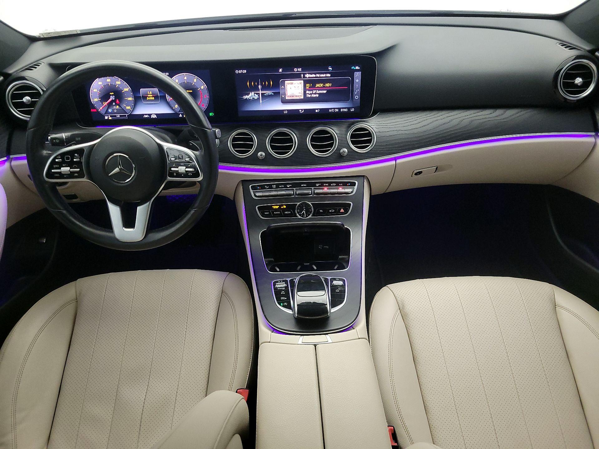 Thumbnail: 2020 Mercedes-Benz E-Class - 9