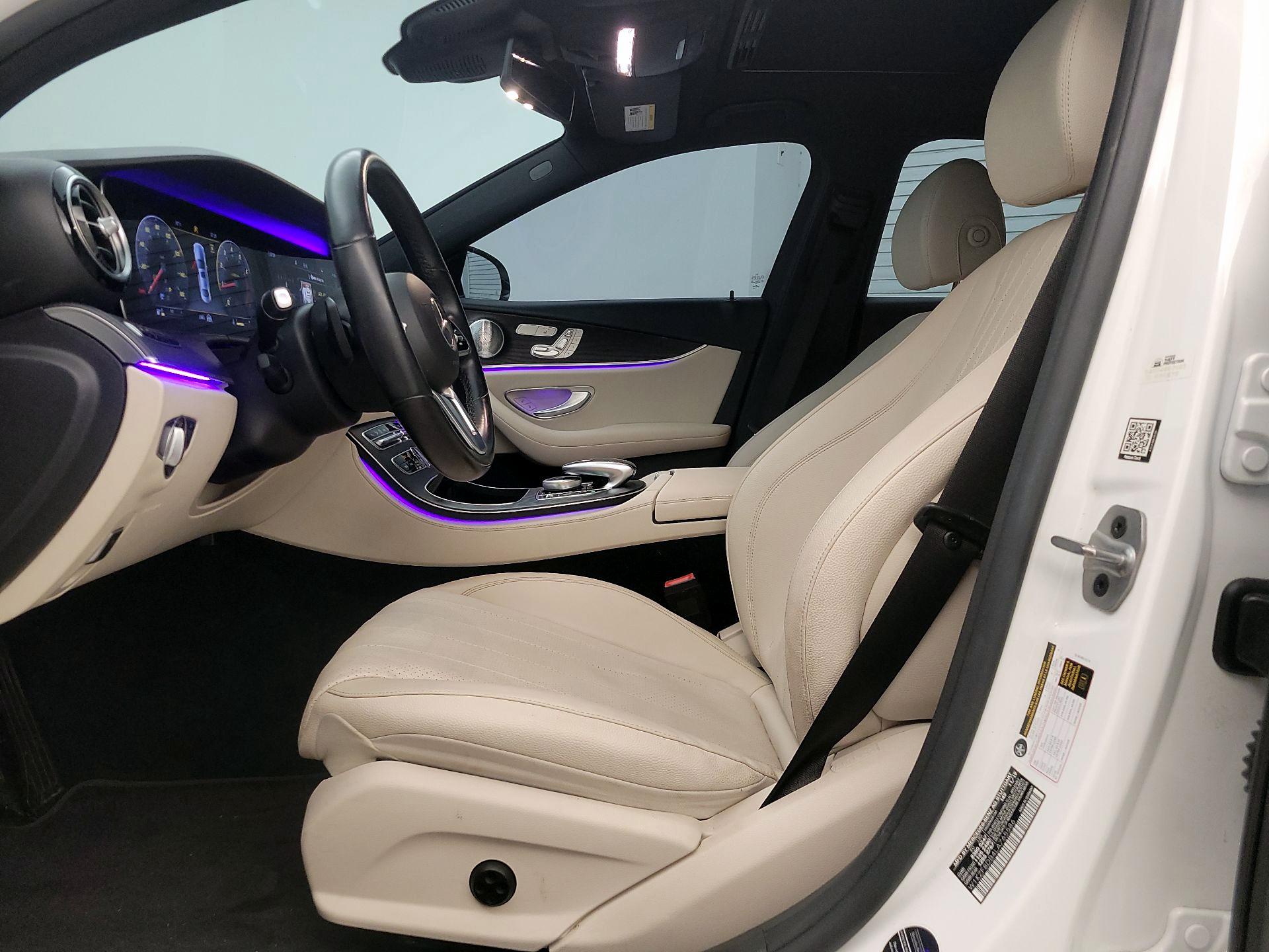 Thumbnail: 2020 Mercedes-Benz E-Class - 11