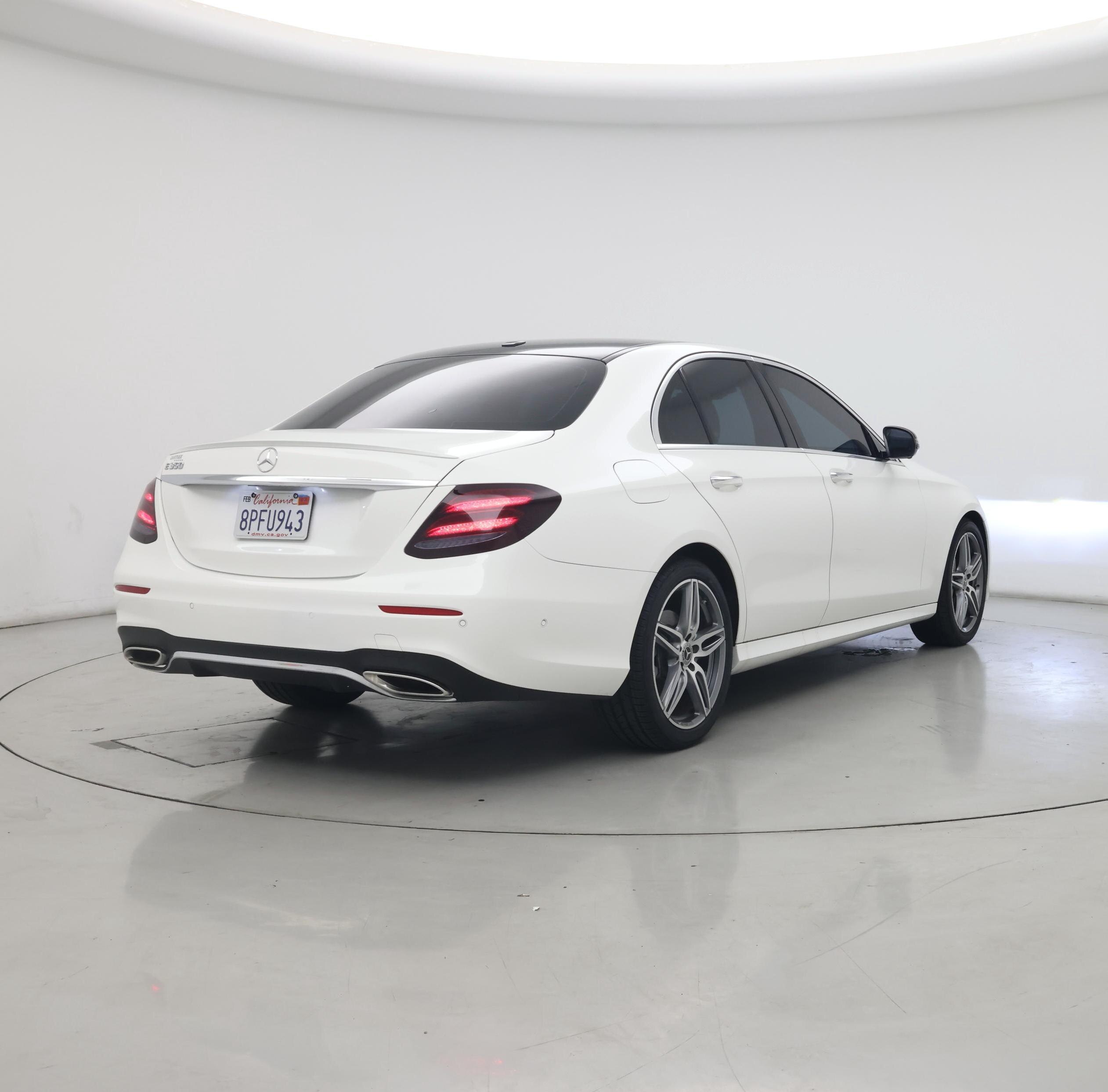 Thumbnail: 2020 Mercedes-Benz E-Class - 8