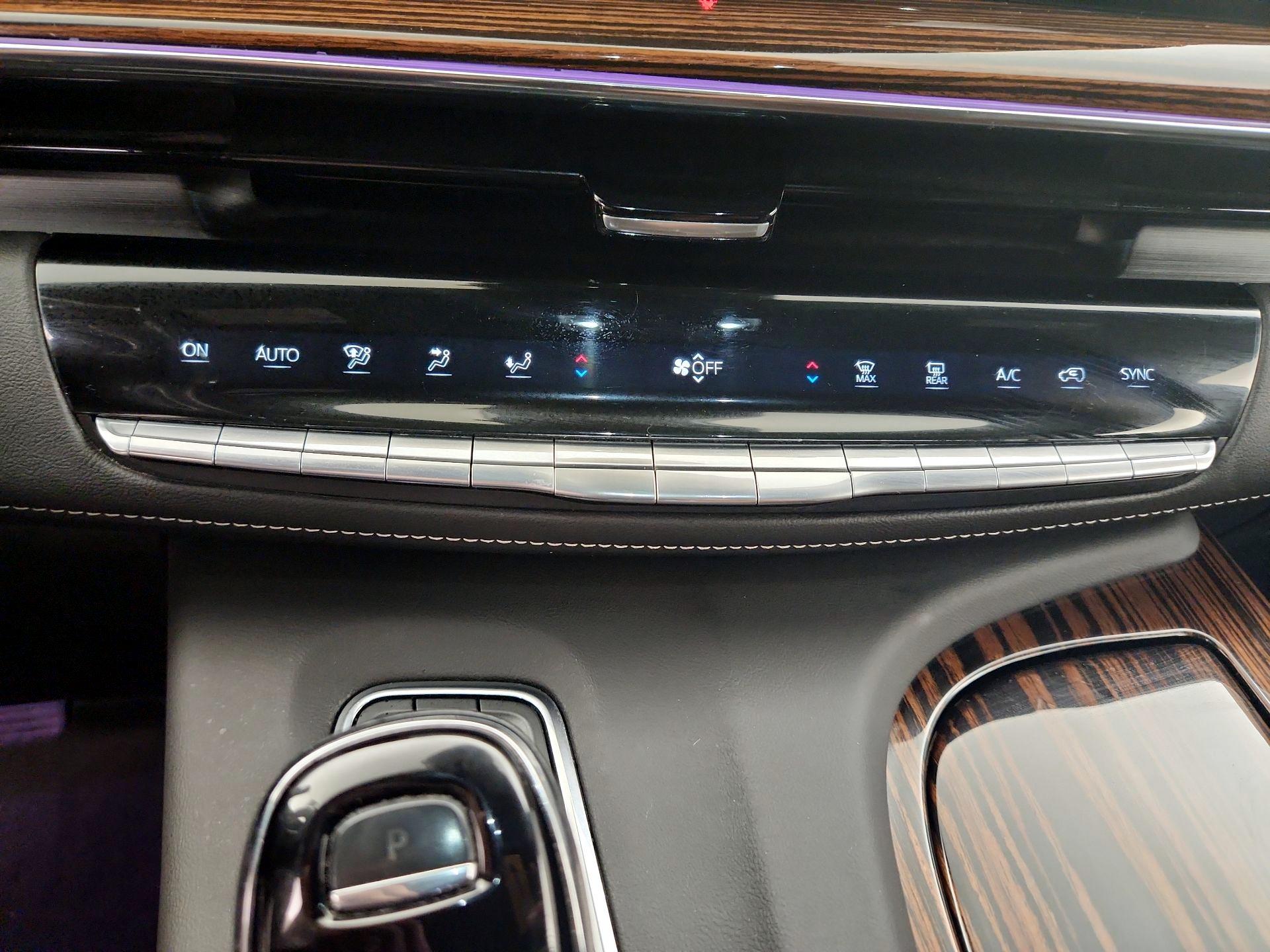 Thumbnail: 2023 Cadillac Escalade - 17