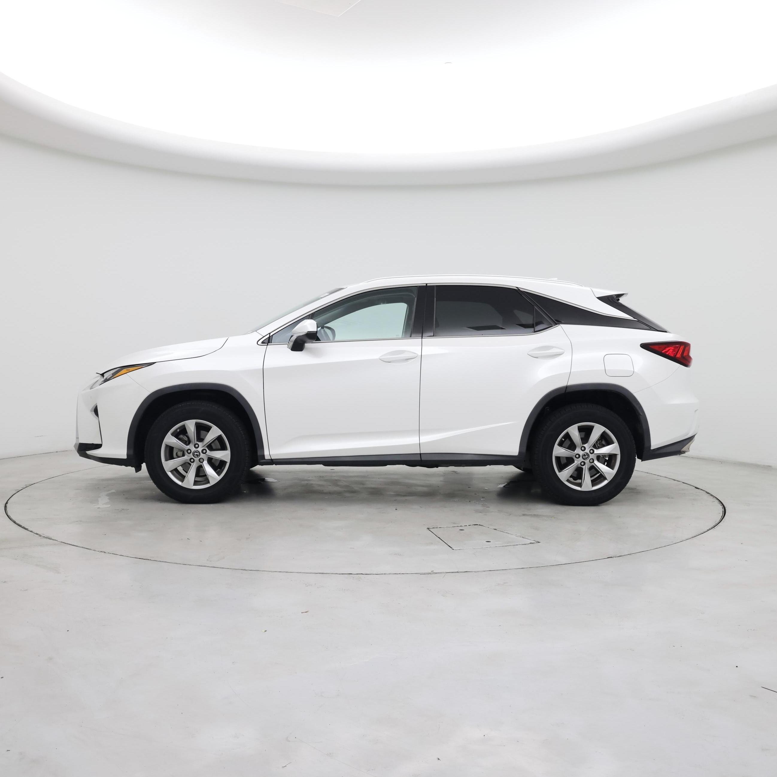 Thumbnail: 2019 Lexus RX - 3