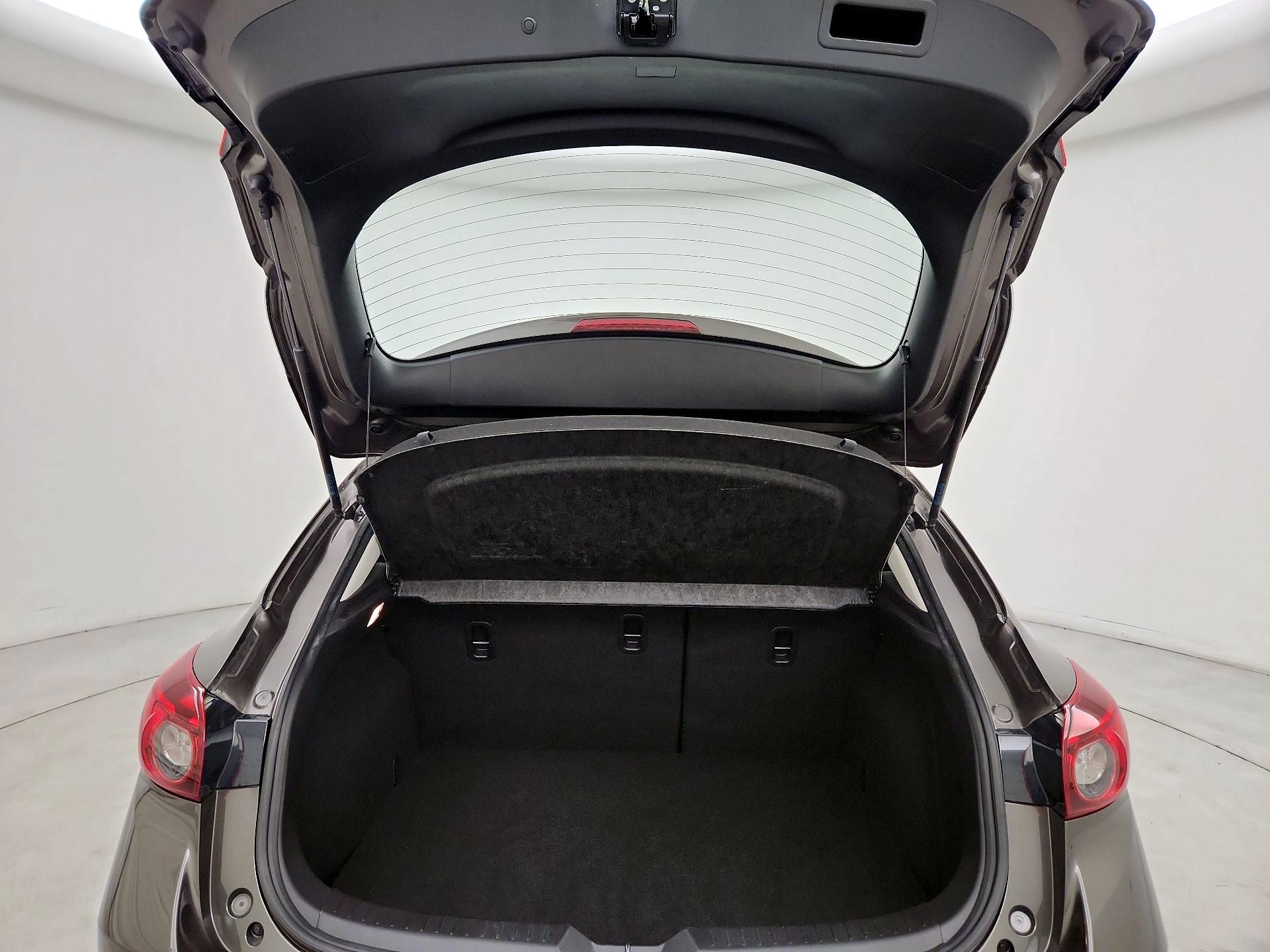 Thumbnail: 2014 Mazda Mazda3 - 18
