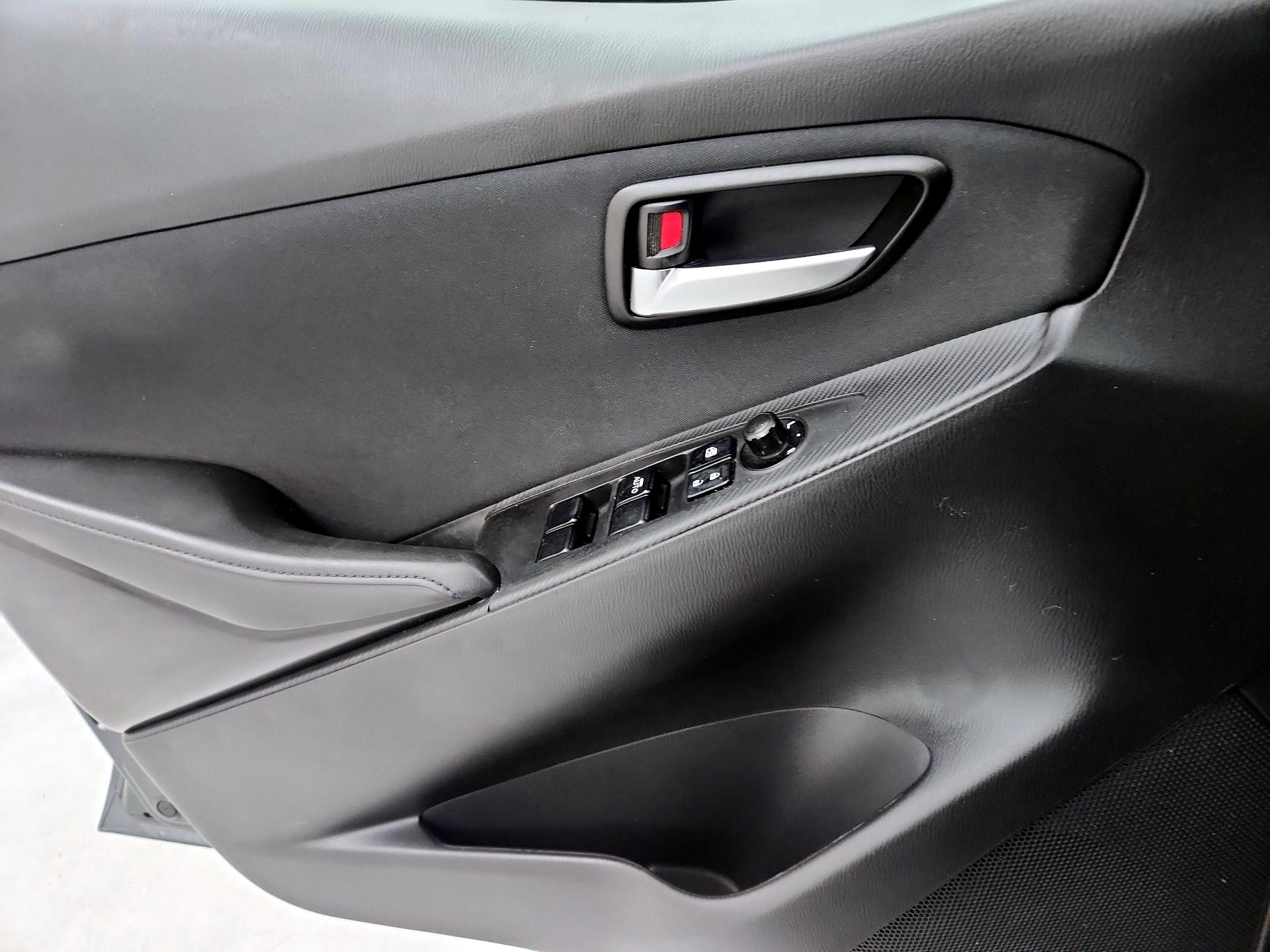 Thumbnail: 2018 Toyota Yaris iA - 12