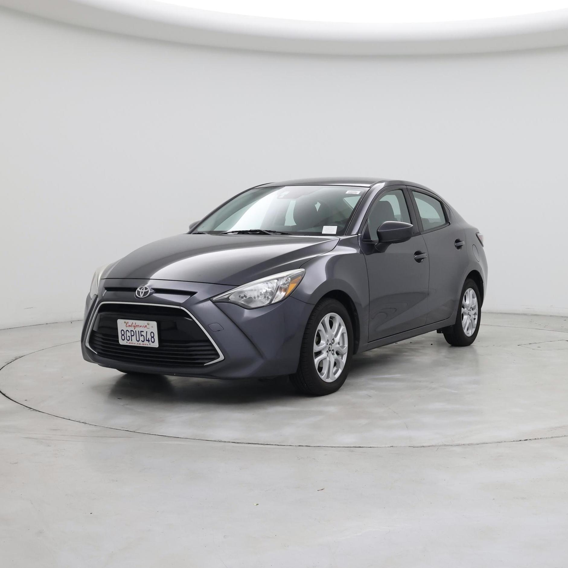 Thumbnail: 2018 Toyota Yaris iA - 4