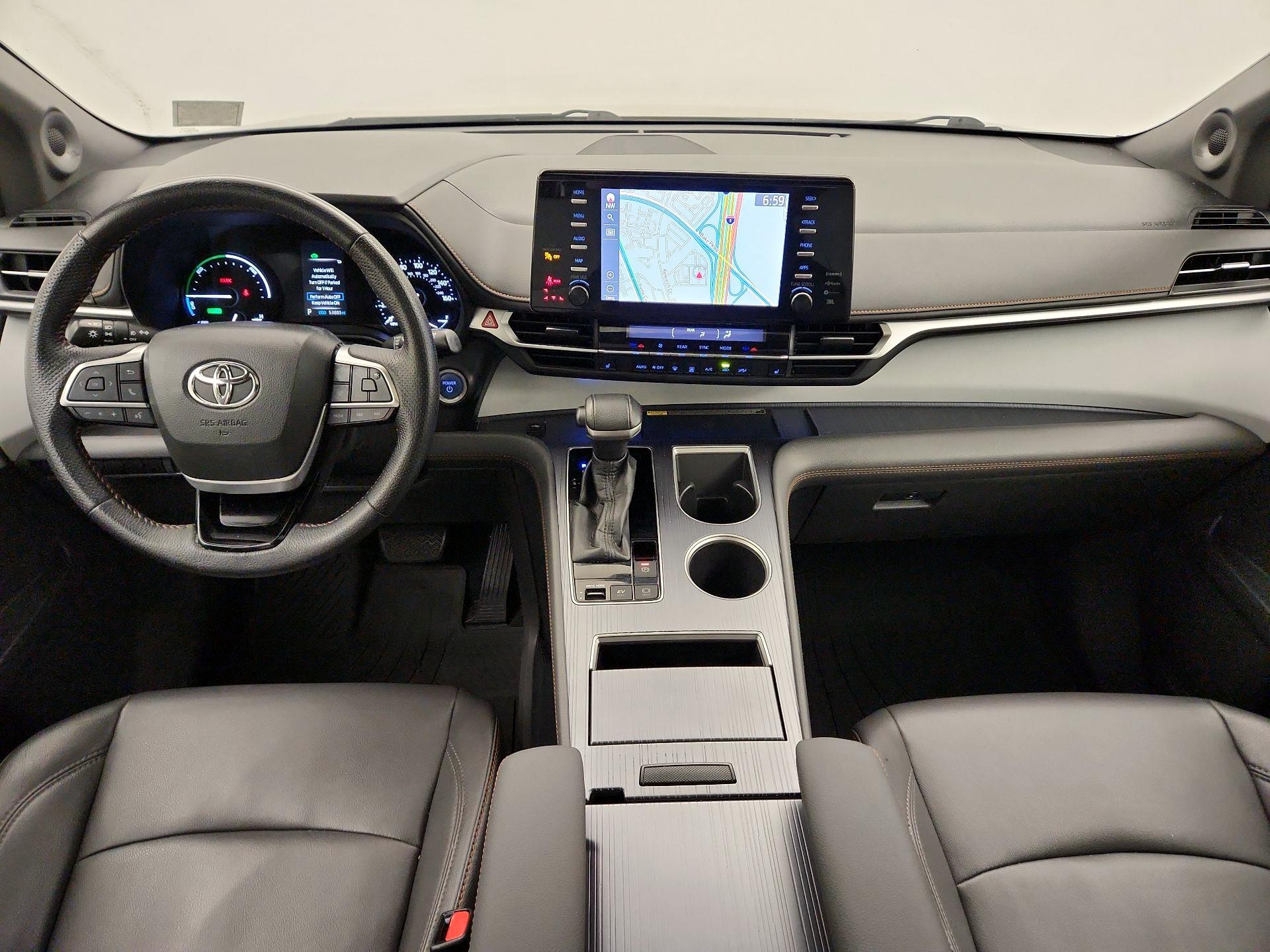 Thumbnail: 2021 Toyota Sienna - 9