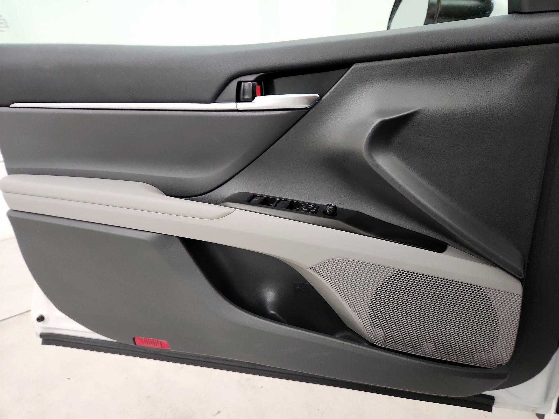 Thumbnail: 2024 Toyota Camry - 12