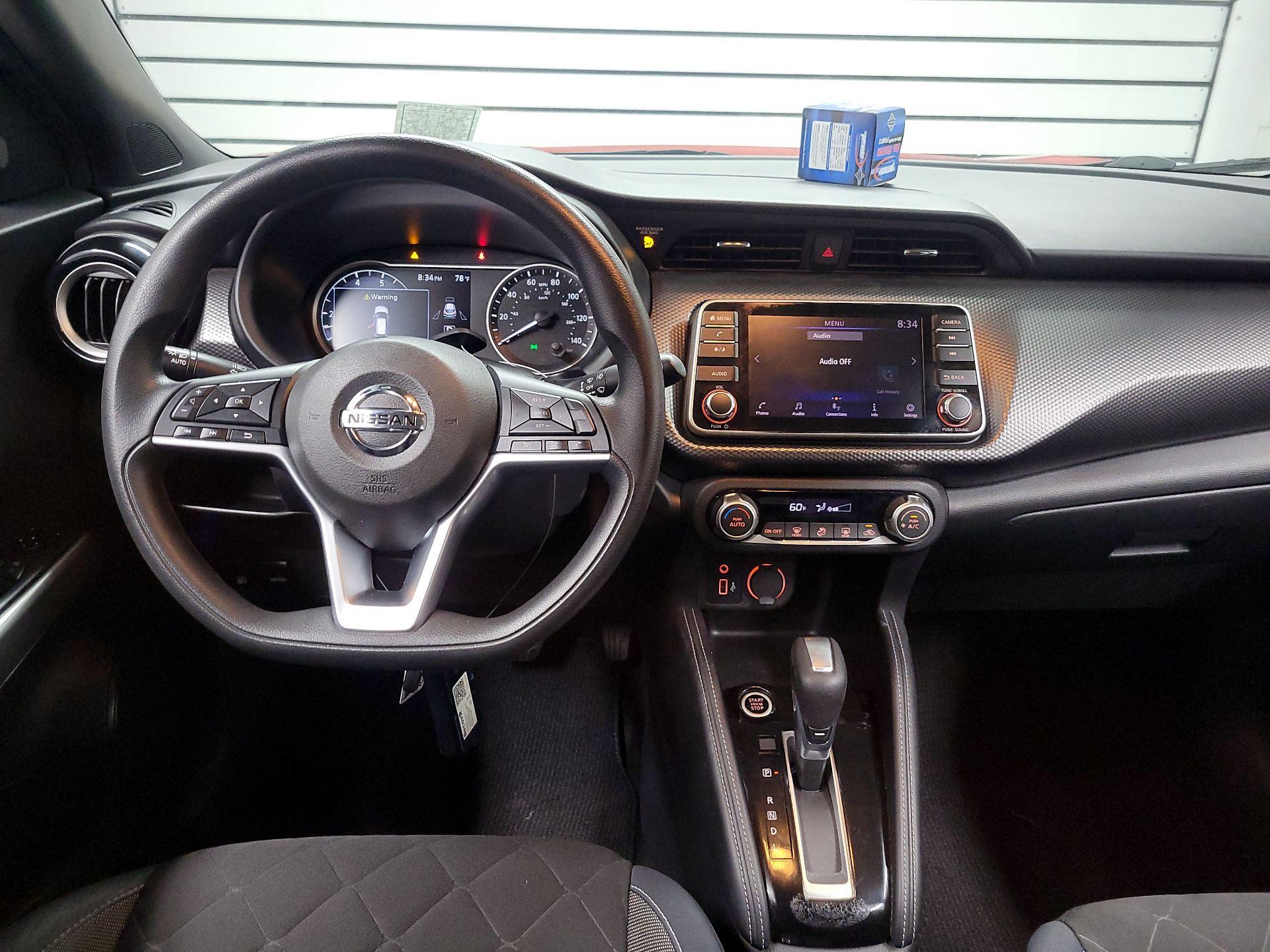 Thumbnail: 2018 Nissan Kicks - 9