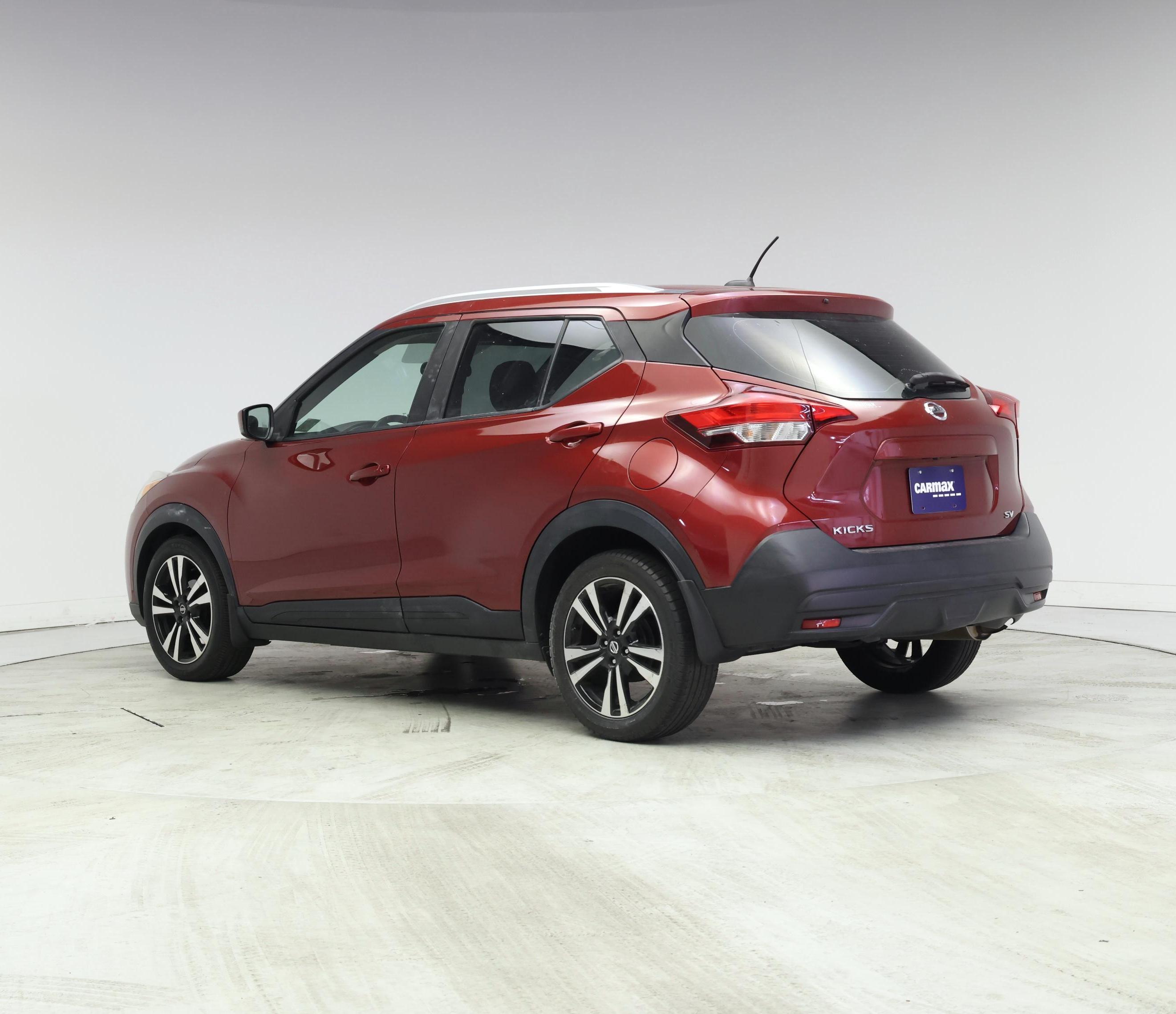 Thumbnail: 2018 Nissan Kicks - 2