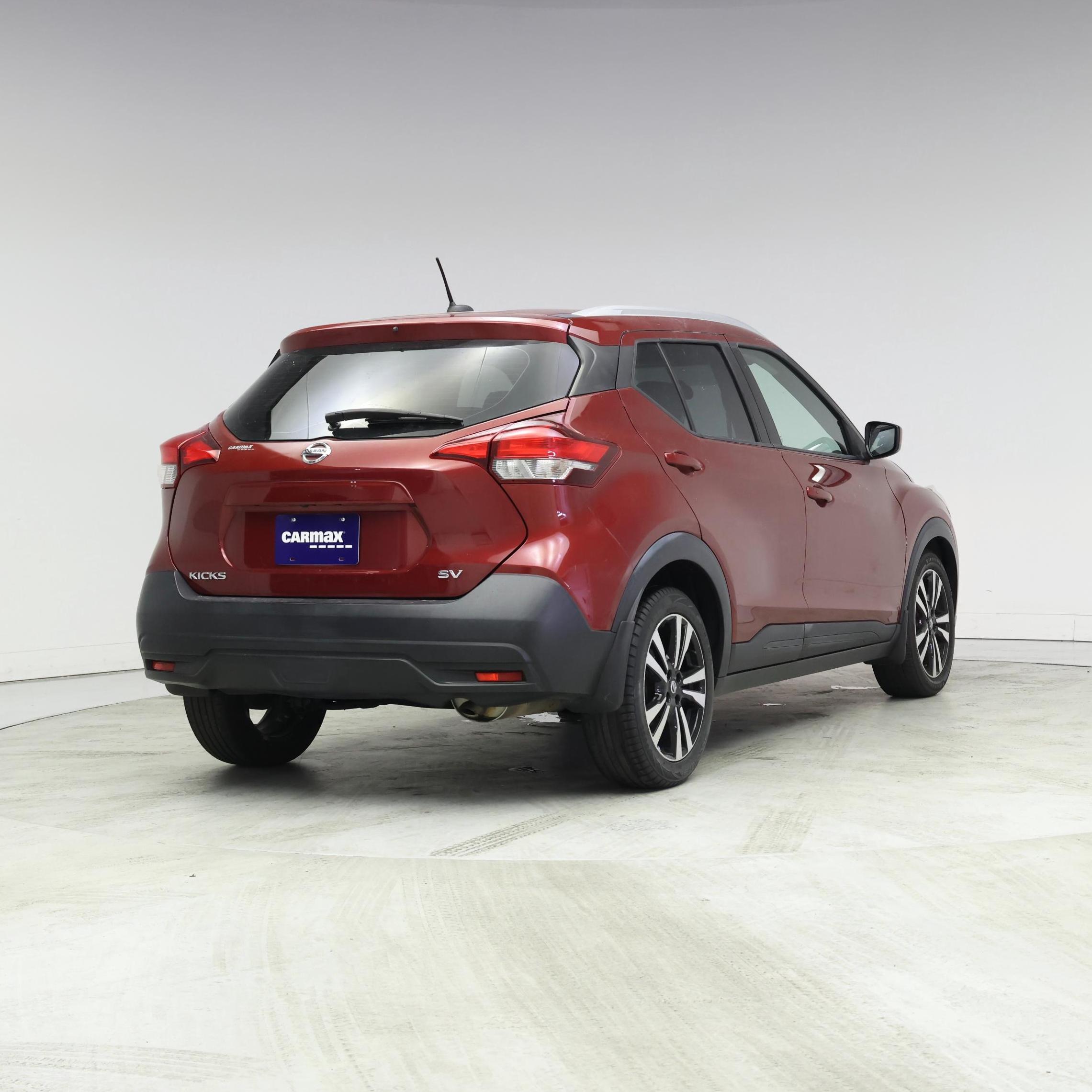 Thumbnail: 2018 Nissan Kicks - 8