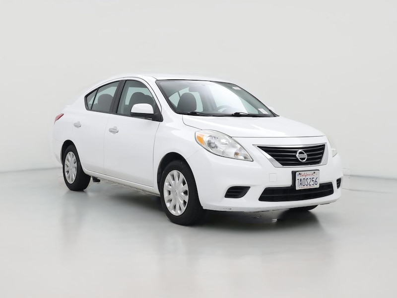 2014 Nissan Versa SV -
                  Irvine, CA