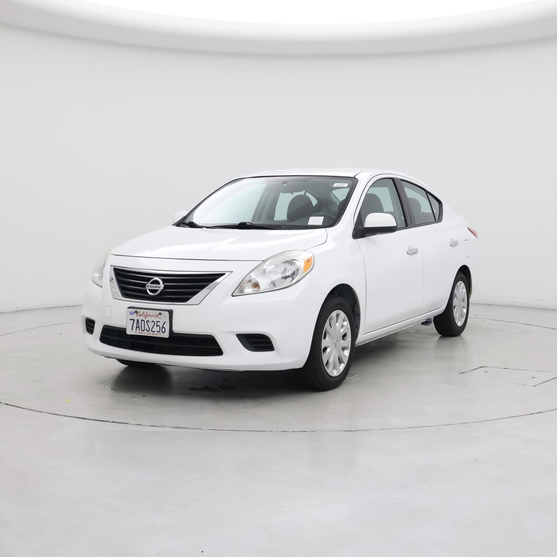 Thumbnail: 2014 Nissan Versa - 4