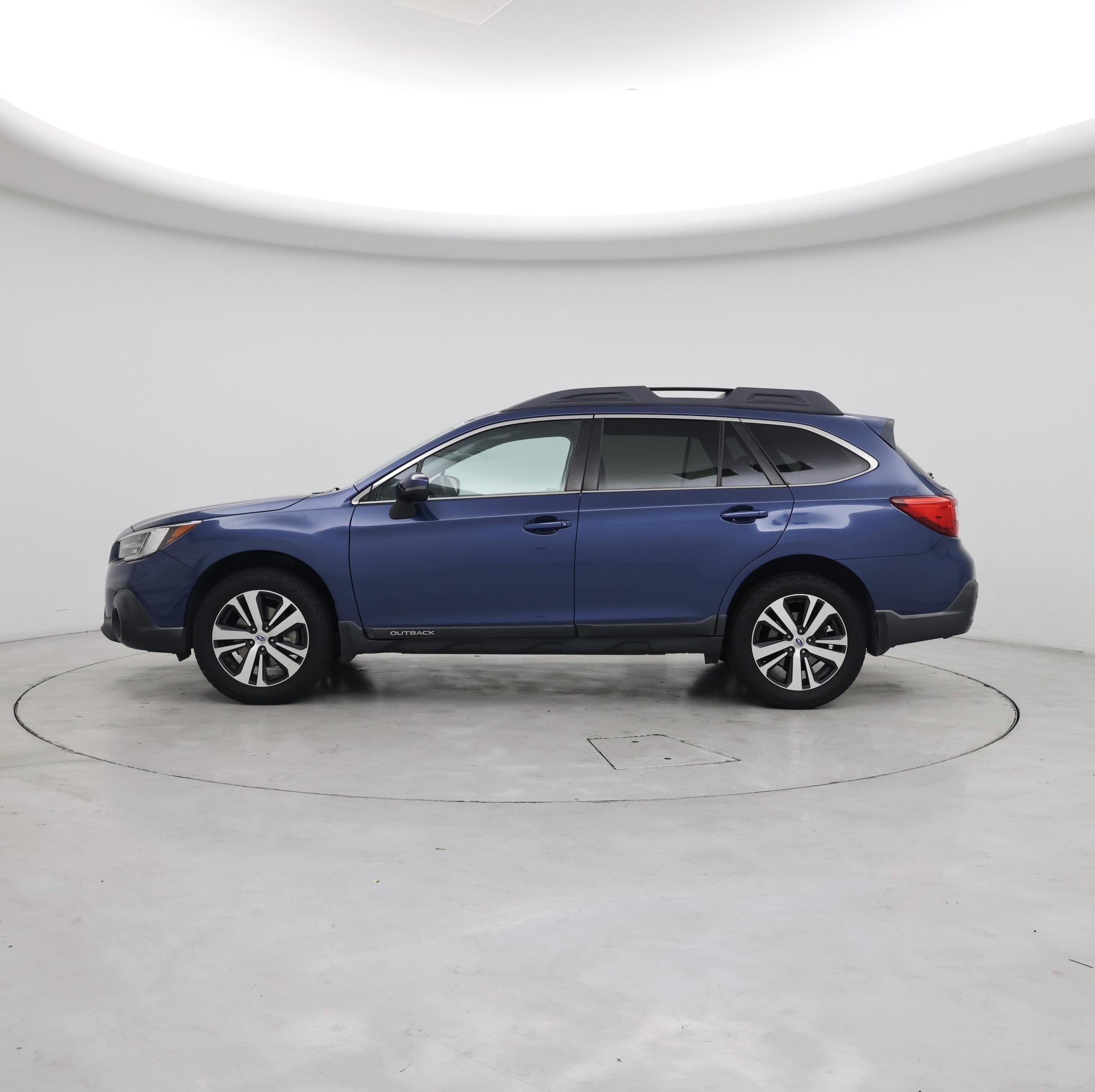 Thumbnail: 2019 Subaru Outback - 3