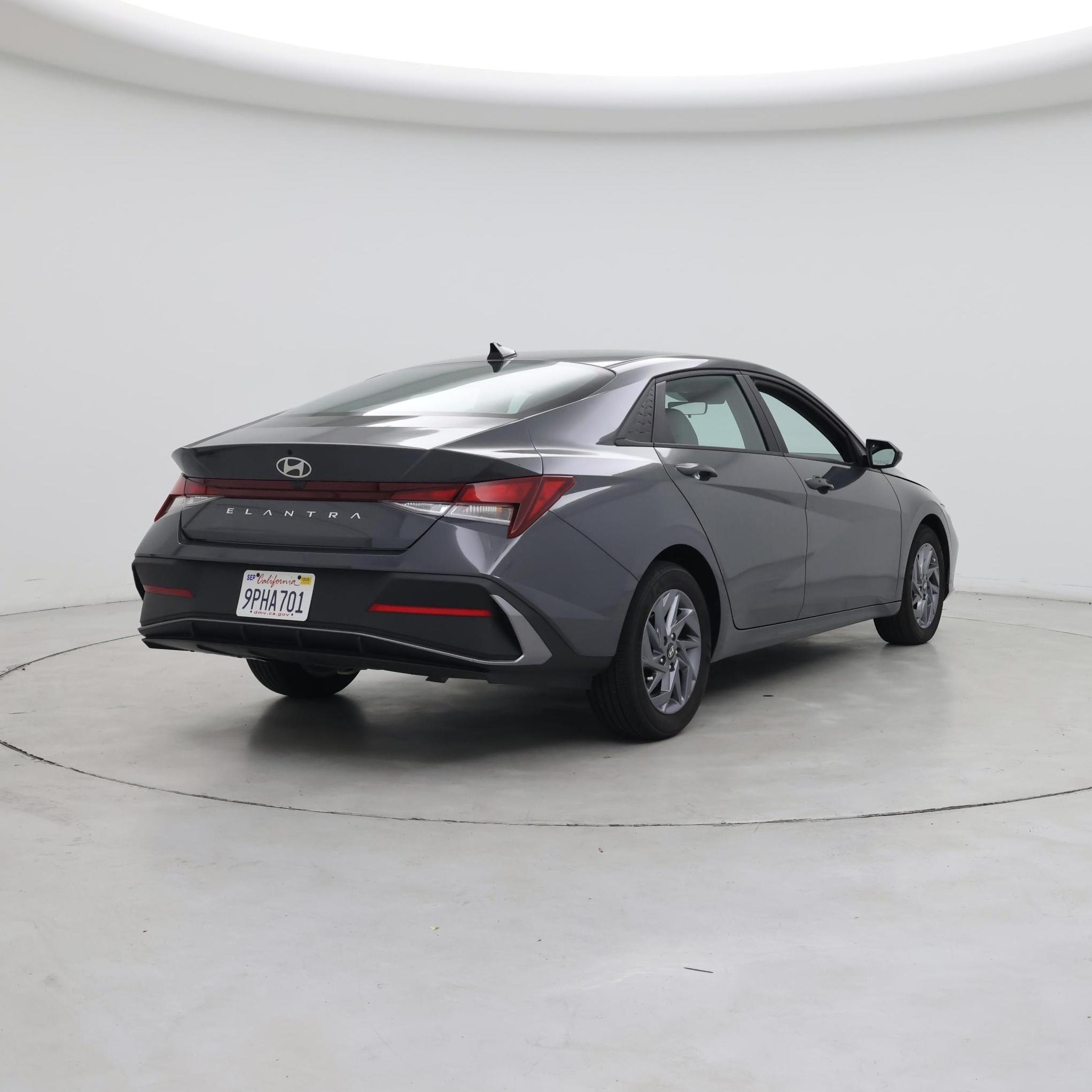 Thumbnail: 2024 Hyundai Elantra - 8