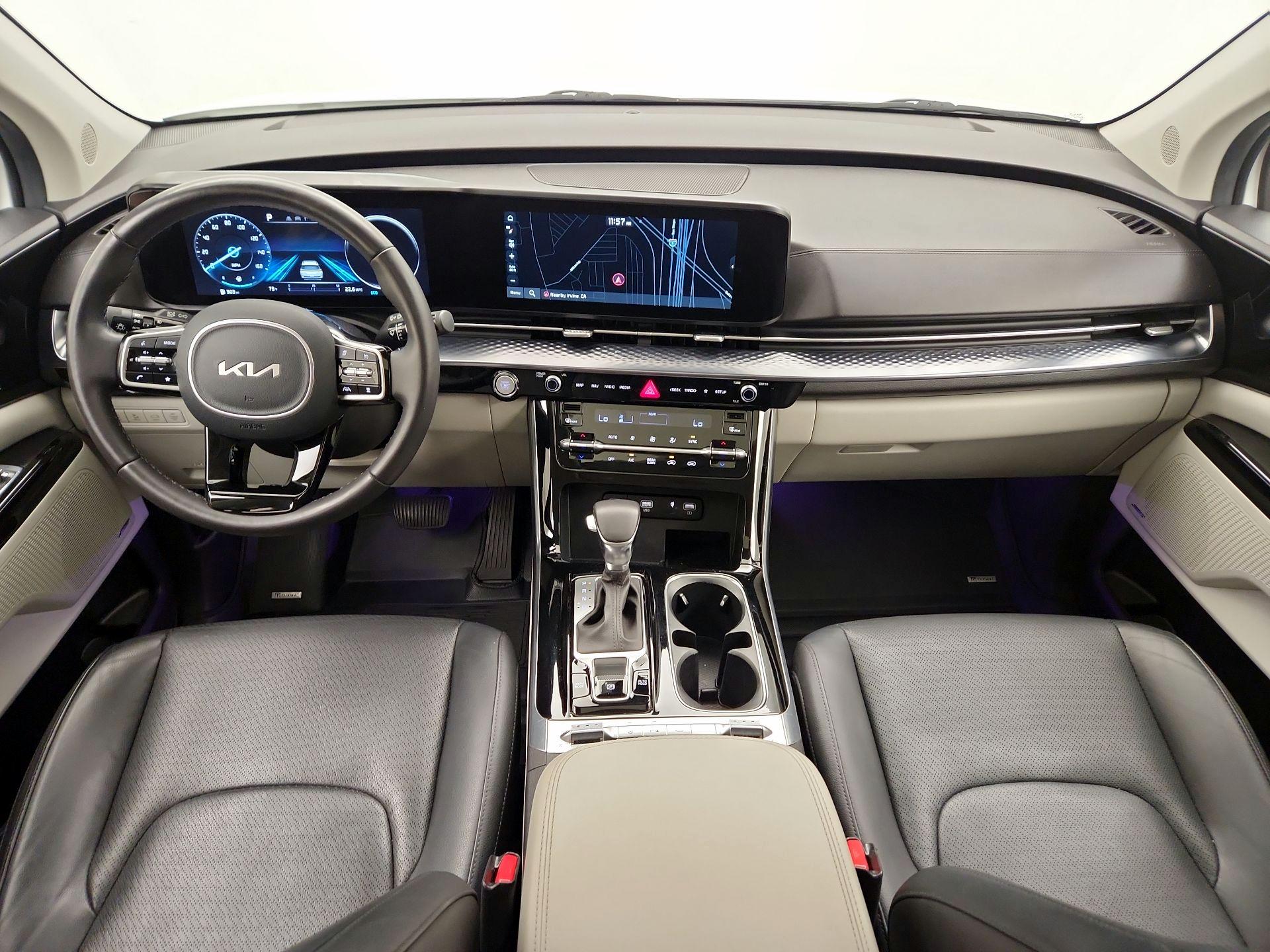 Thumbnail: 2023 Kia Carnival - 9